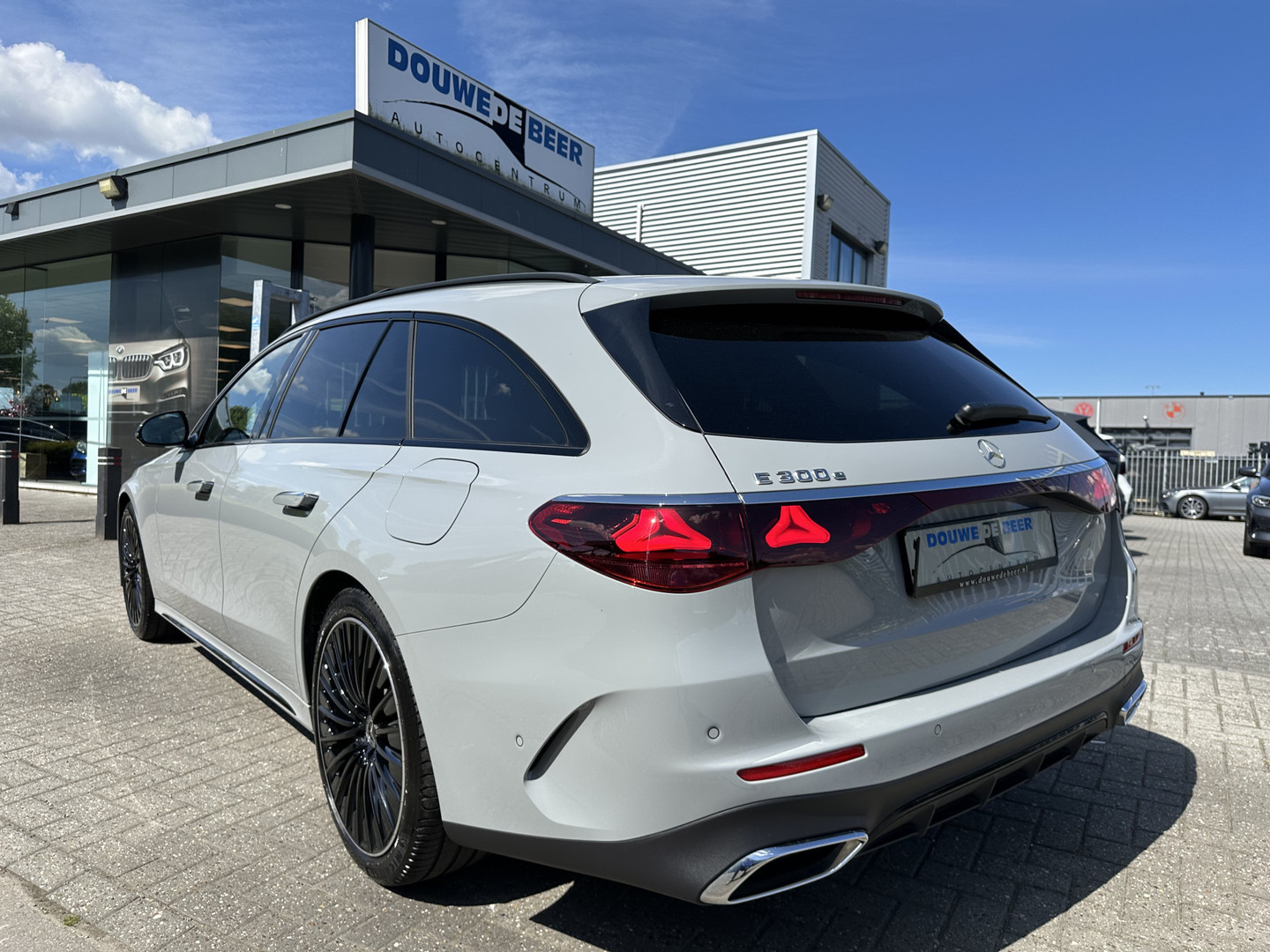 Mercedes-Benz Mercedes-Benz