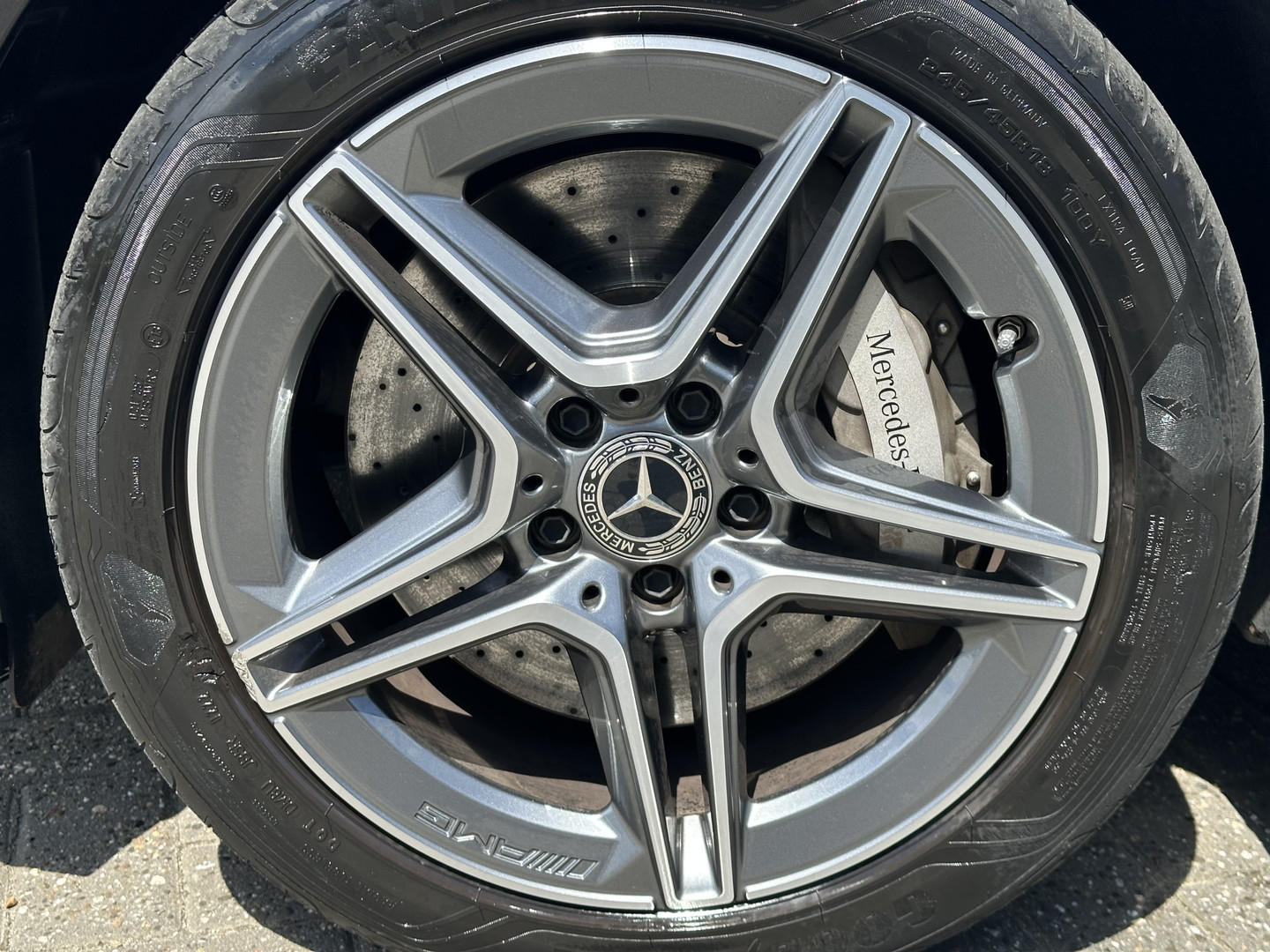 Mercedes-Benz