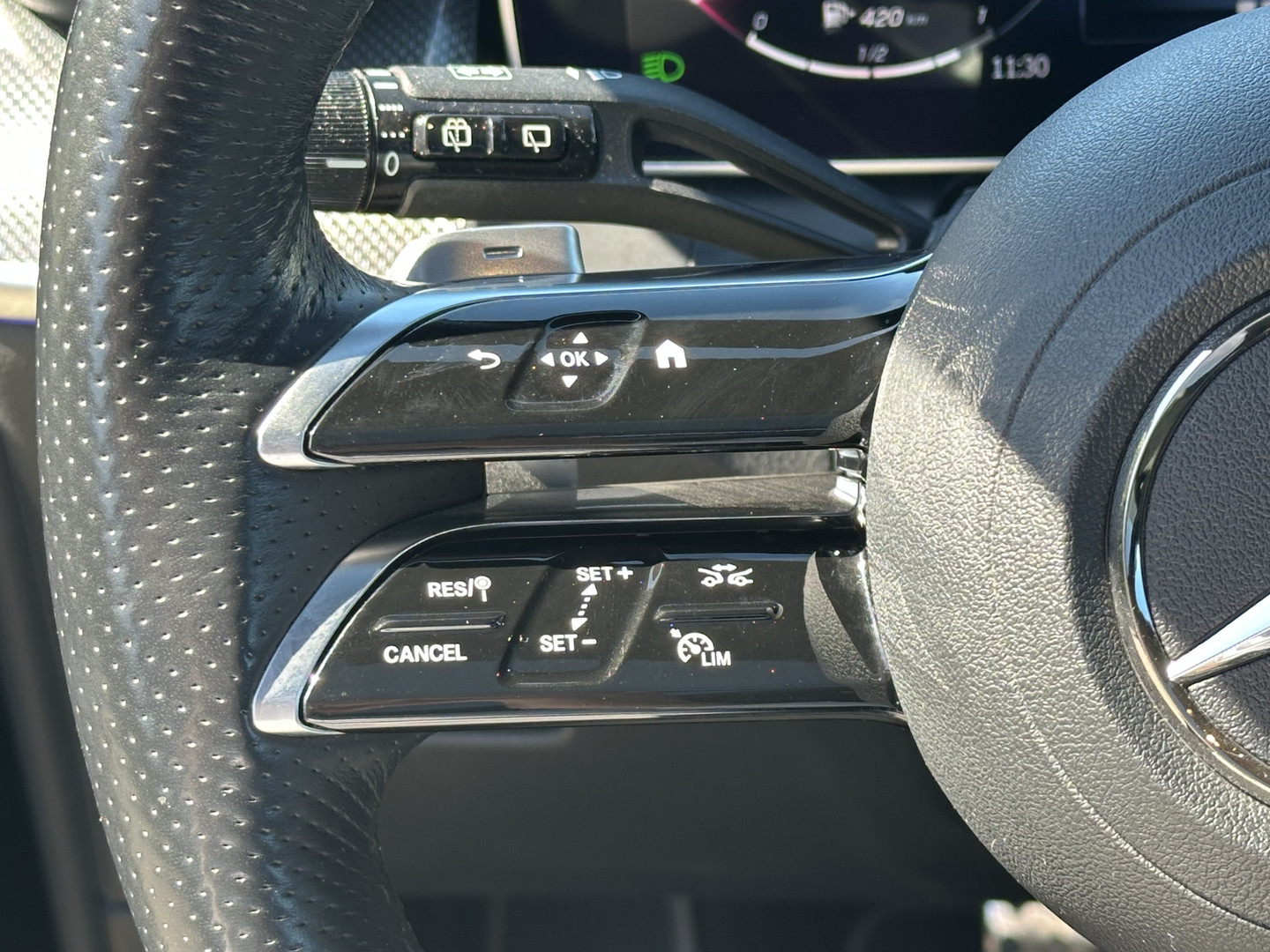 Mercedes-Benz Mercedes-Benz