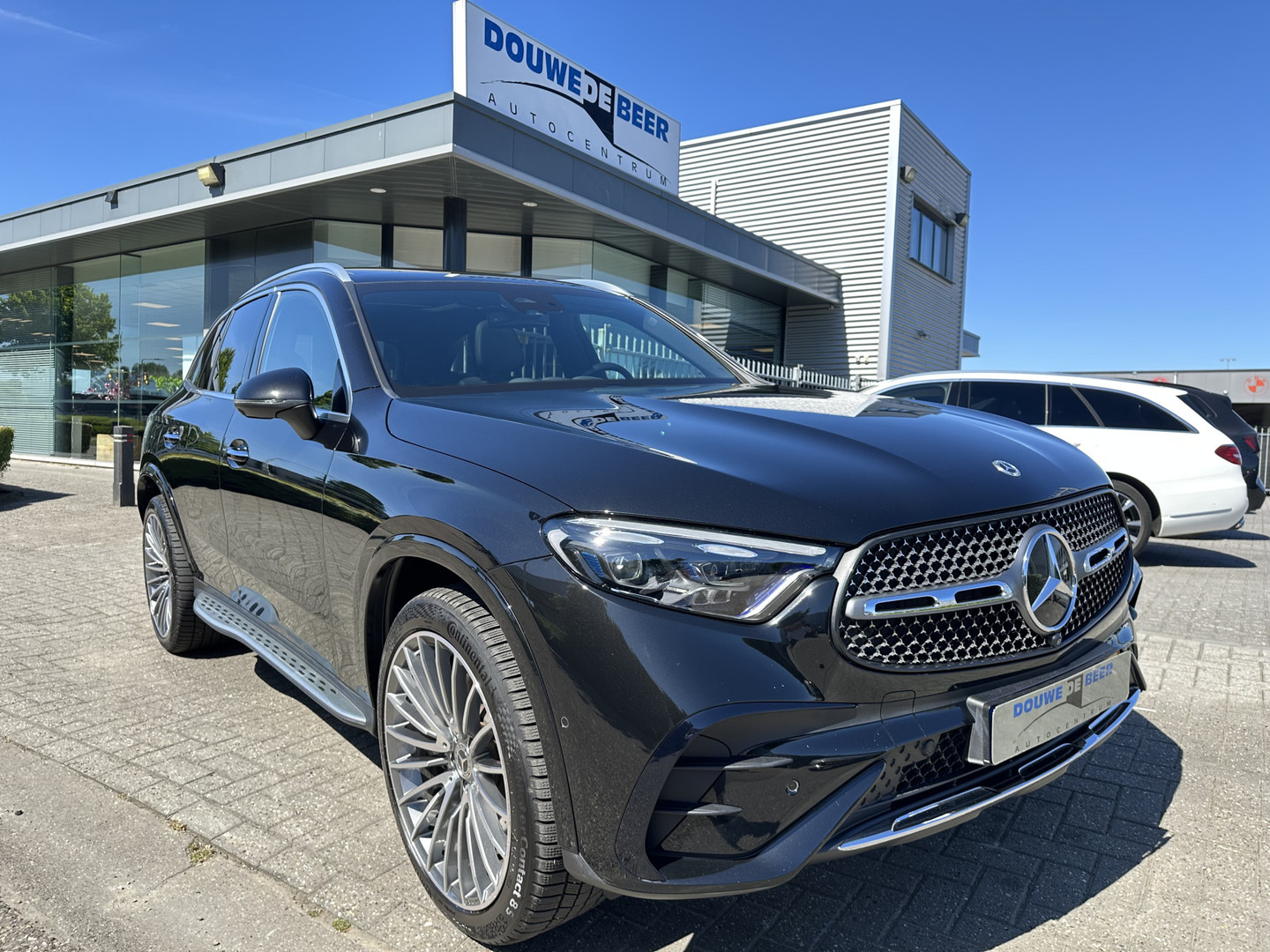 Mercedes-Benz Mercedes-Benz