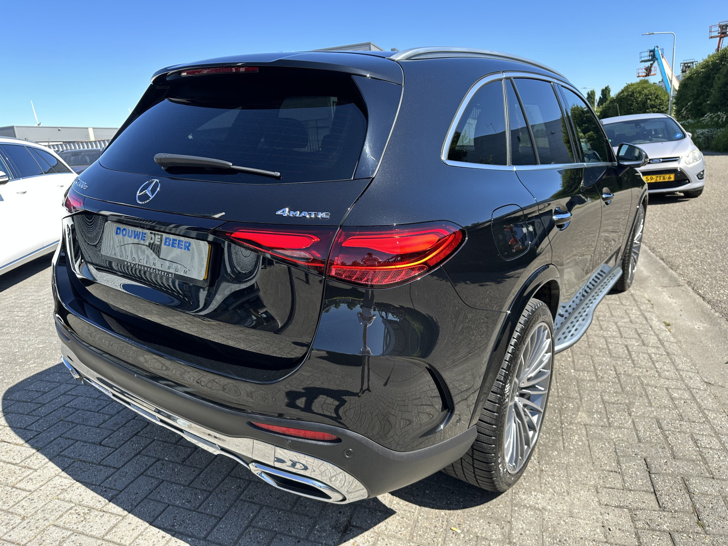 Mercedes-Benz Mercedes-Benz