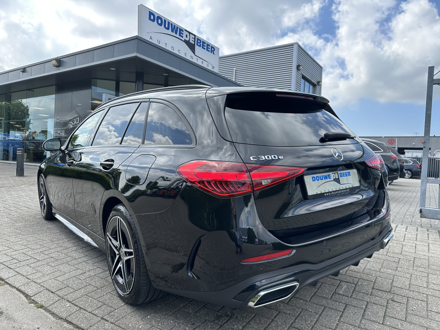 Mercedes-Benz Mercedes-Benz