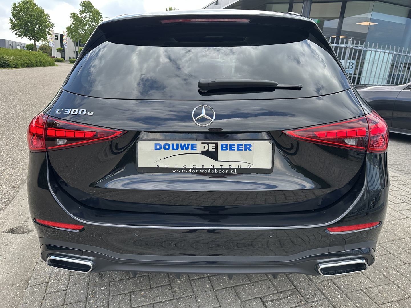 Mercedes-Benz Mercedes-Benz