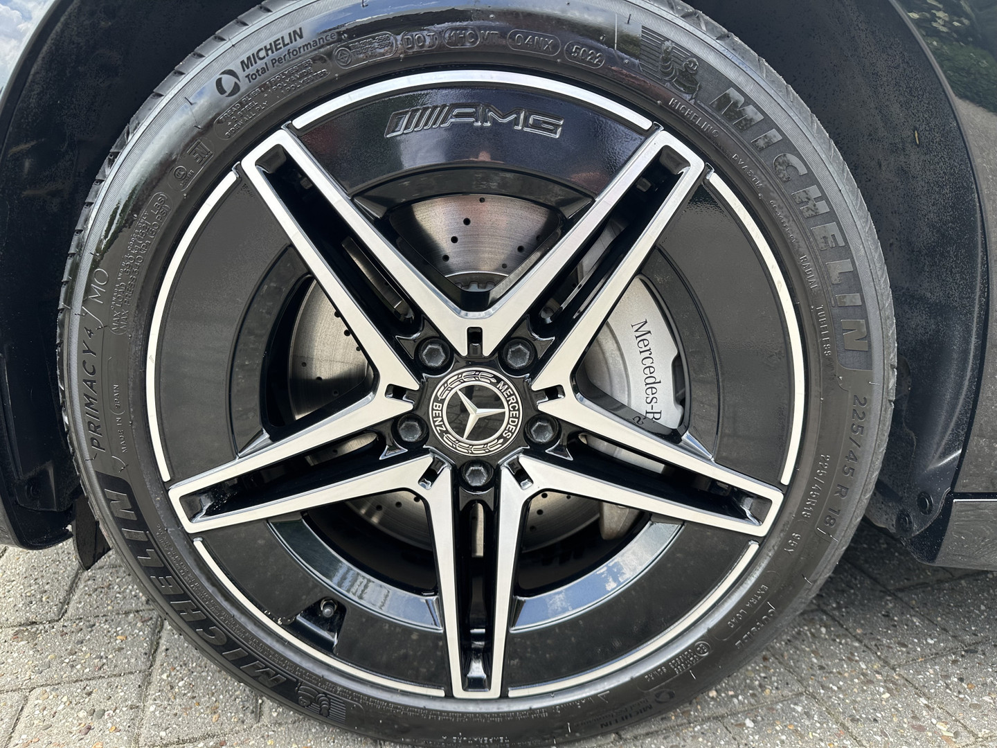 Mercedes-Benz Mercedes-Benz