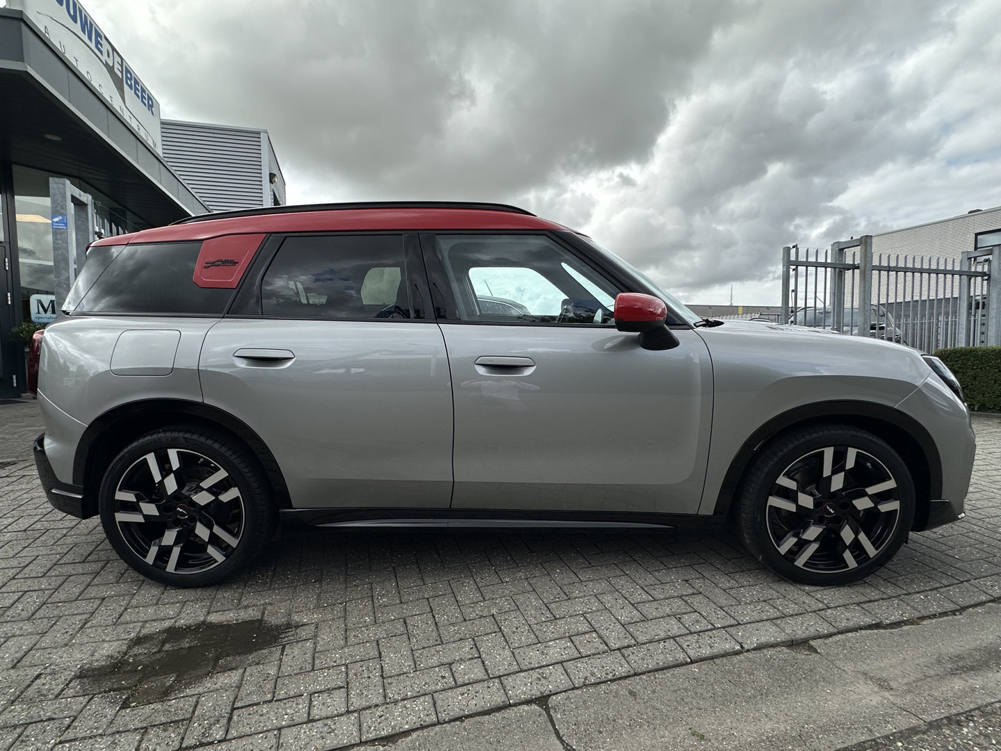 MINI MINI