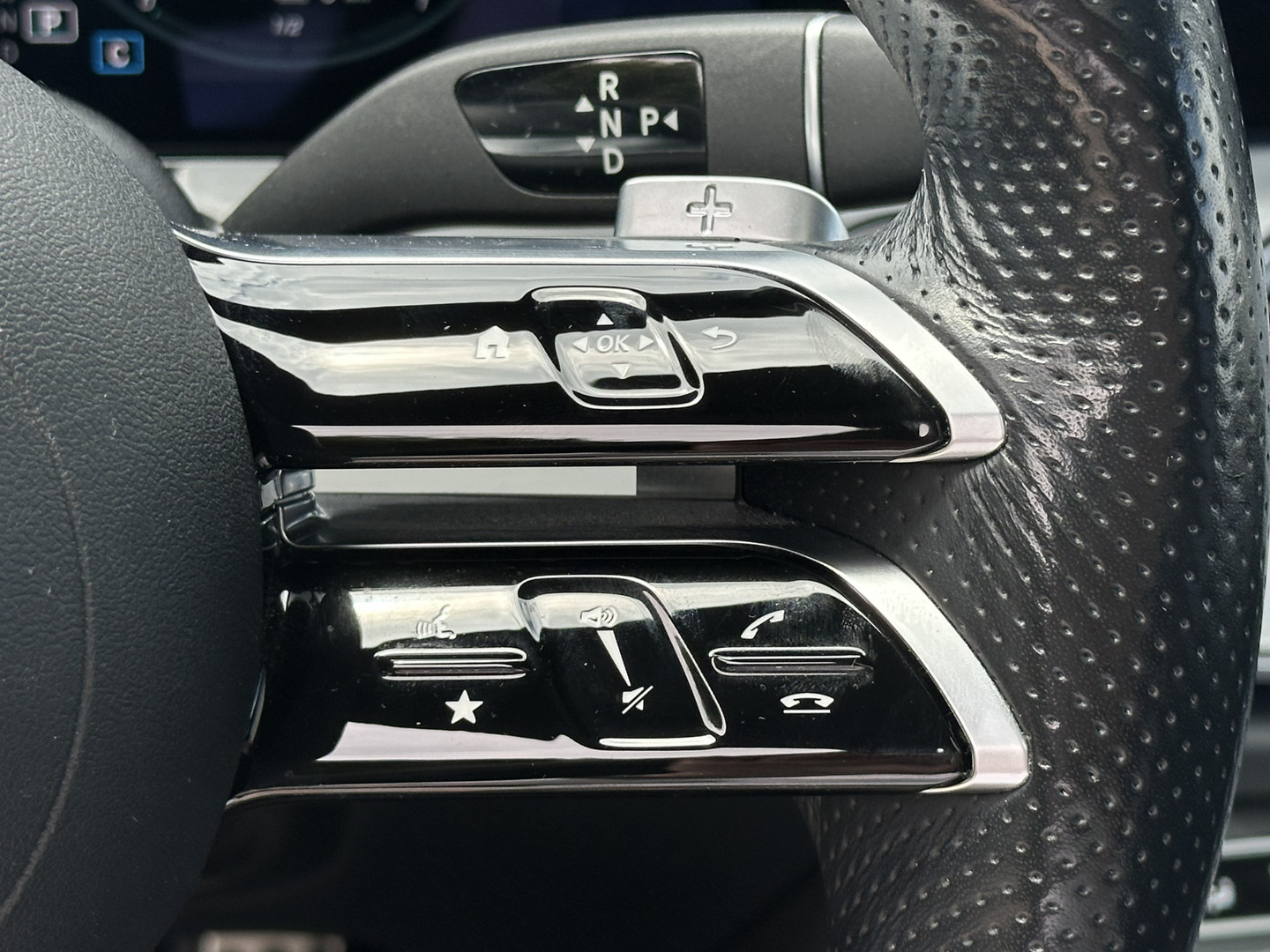 Mercedes-Benz Mercedes-Benz