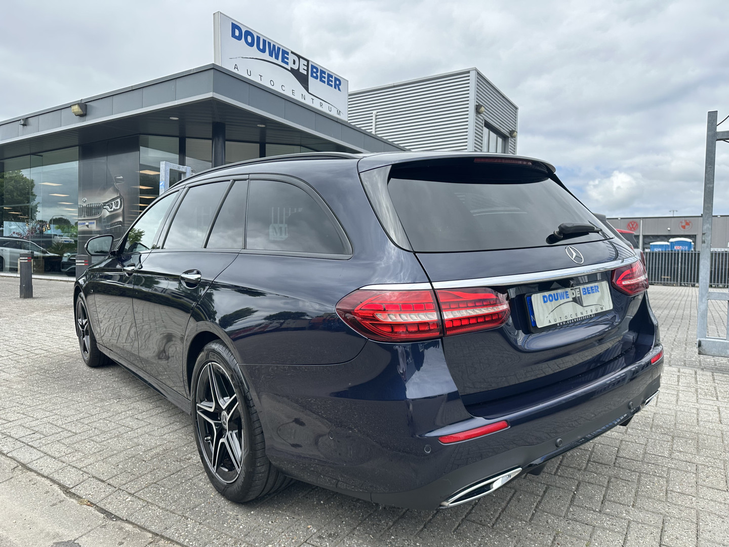 Mercedes-Benz Mercedes-Benz