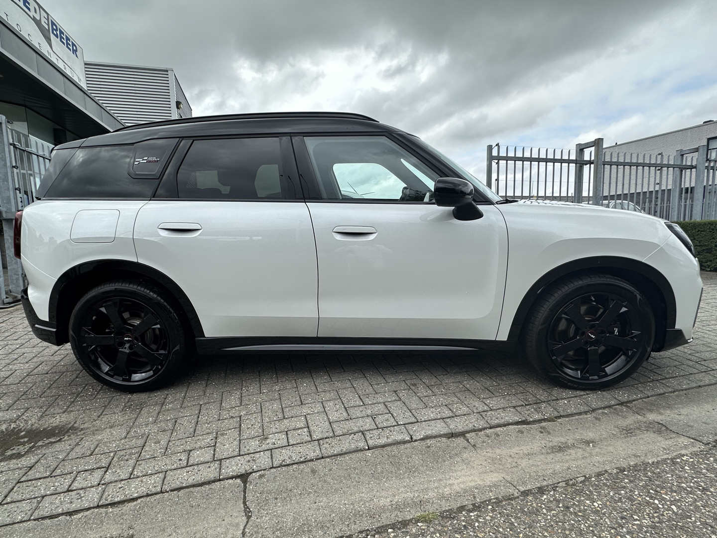 MINI