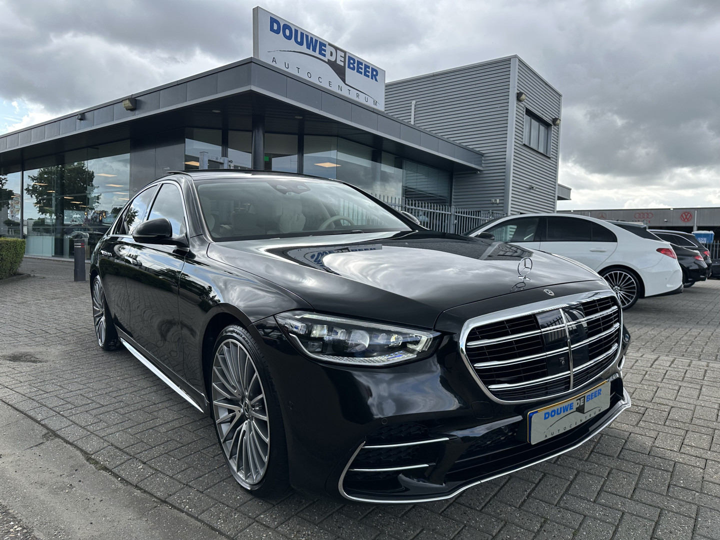 Mercedes-Benz Mercedes-Benz