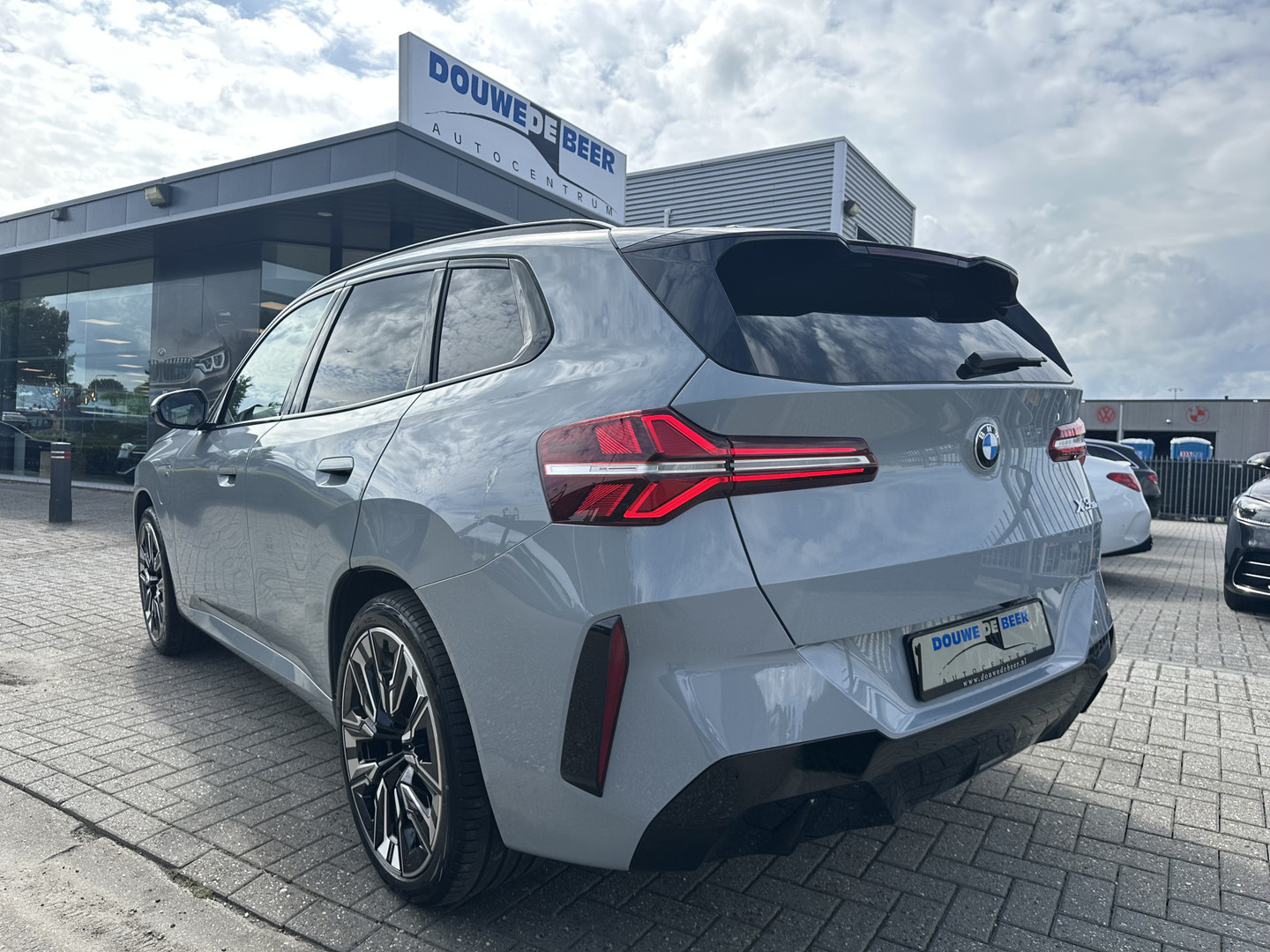 BMW BMW