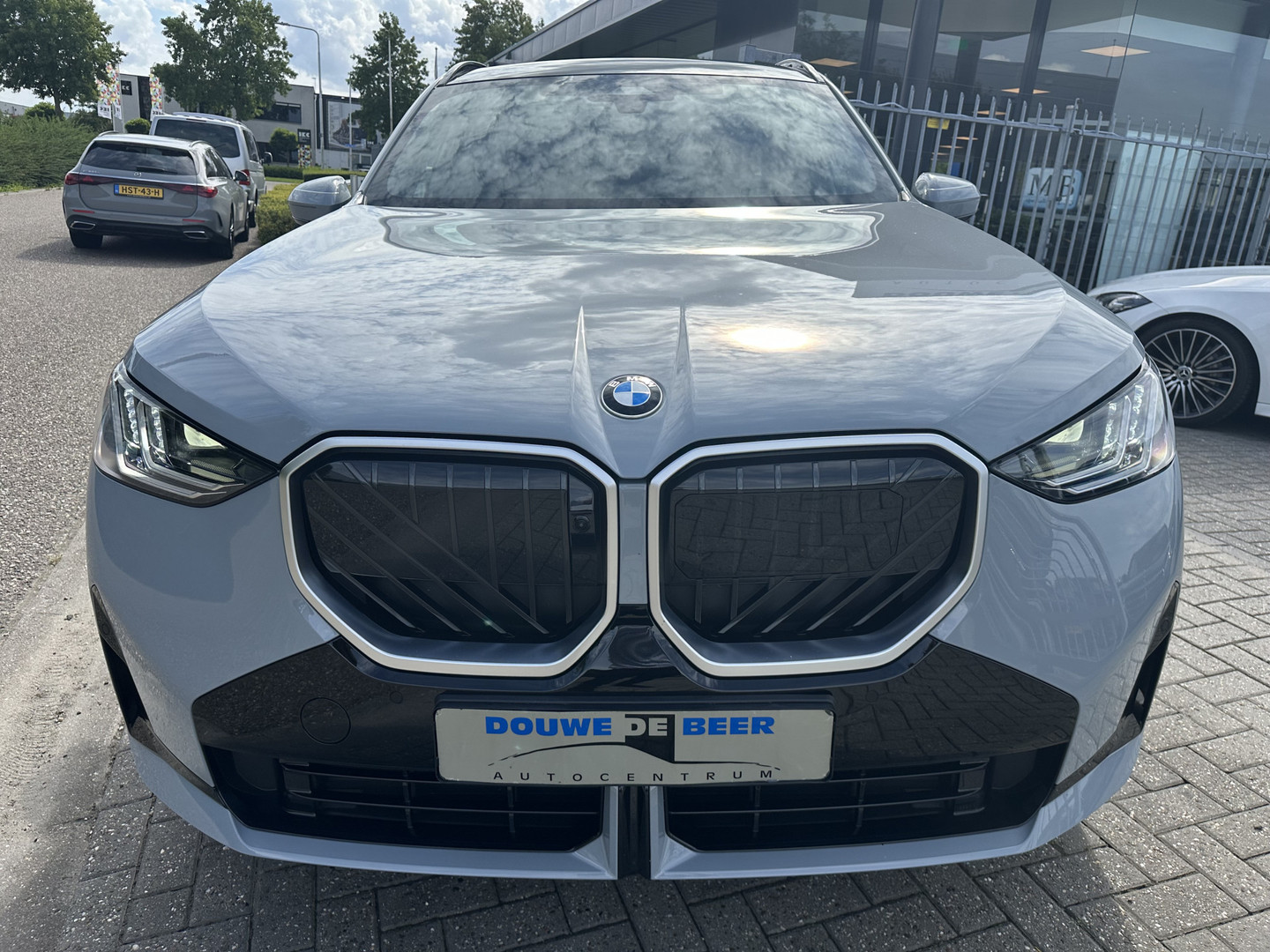 BMW BMW