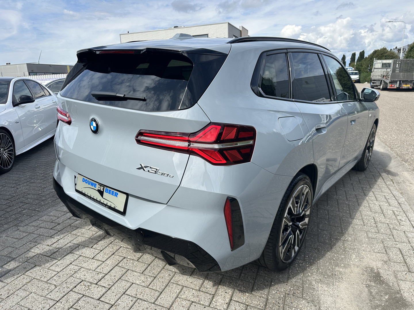 BMW BMW