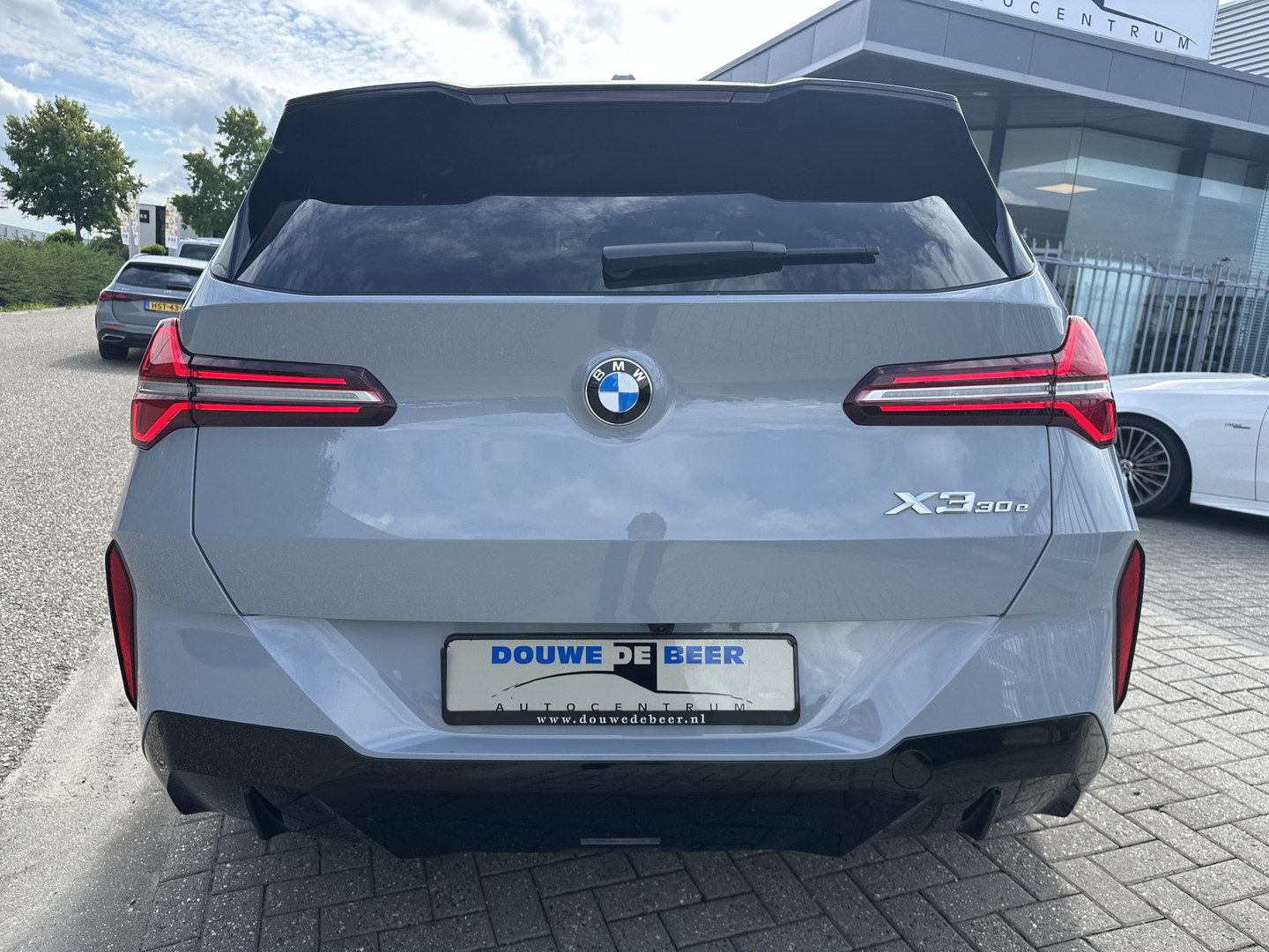 BMW BMW