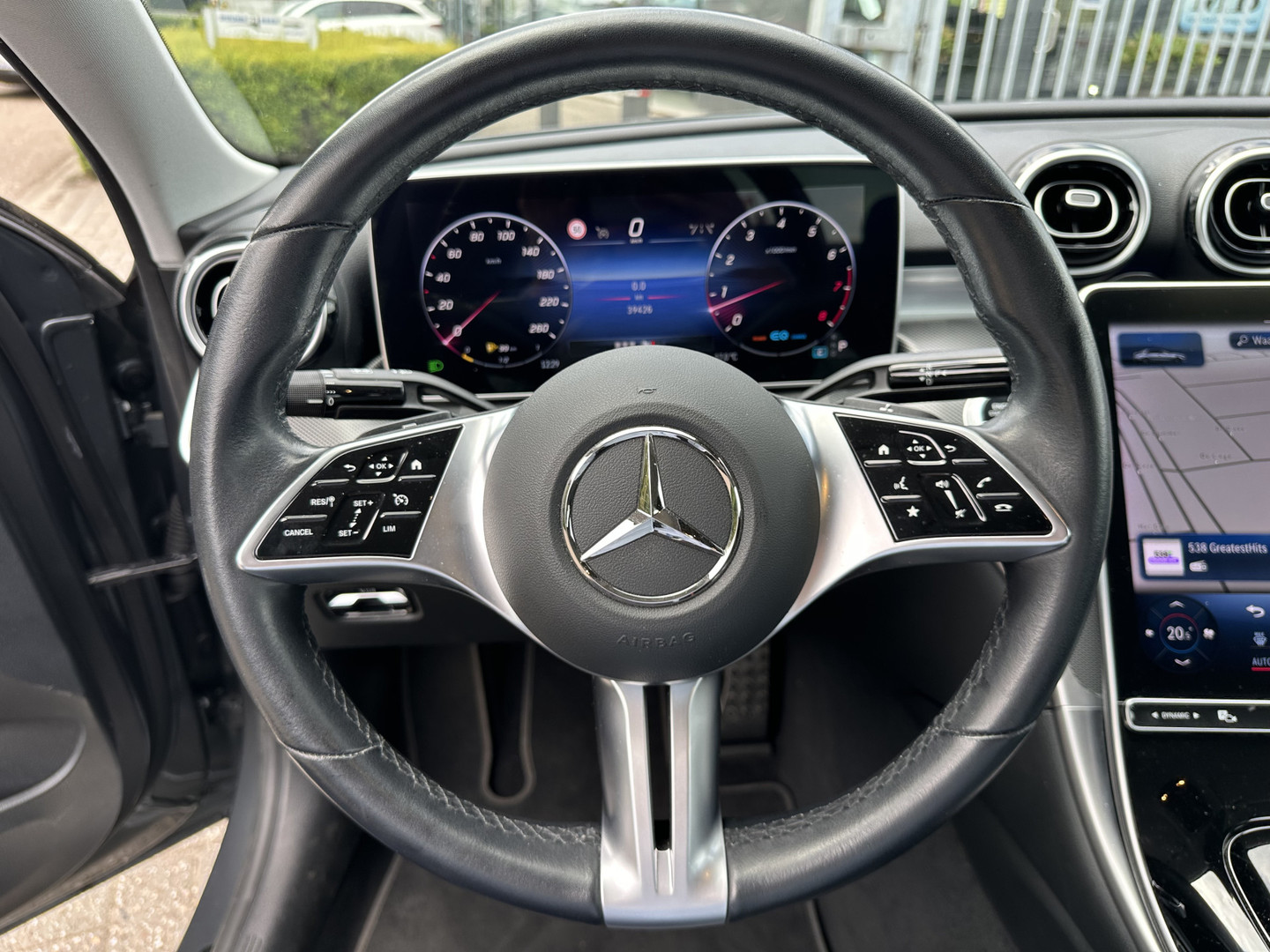 Mercedes-Benz Mercedes-Benz