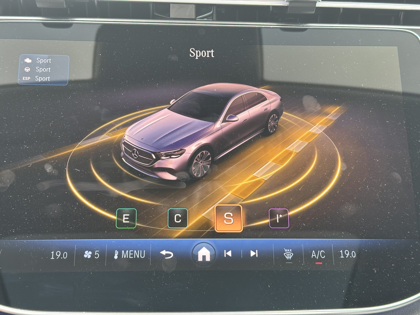 Mercedes-Benz Mercedes-Benz