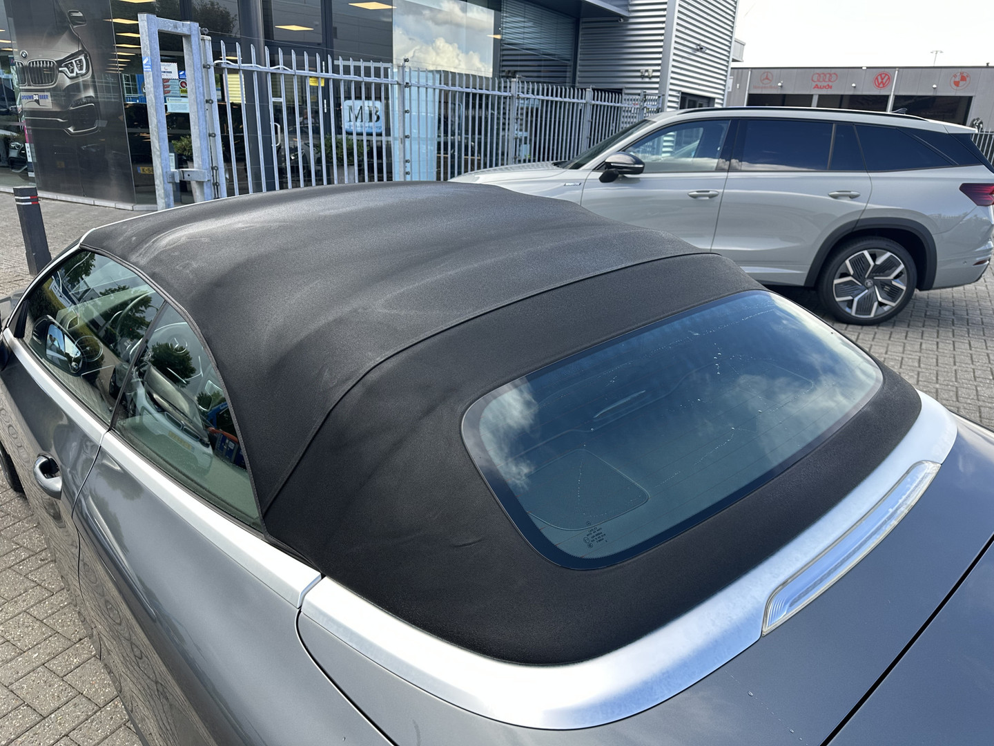 Mercedes-Benz Mercedes-Benz