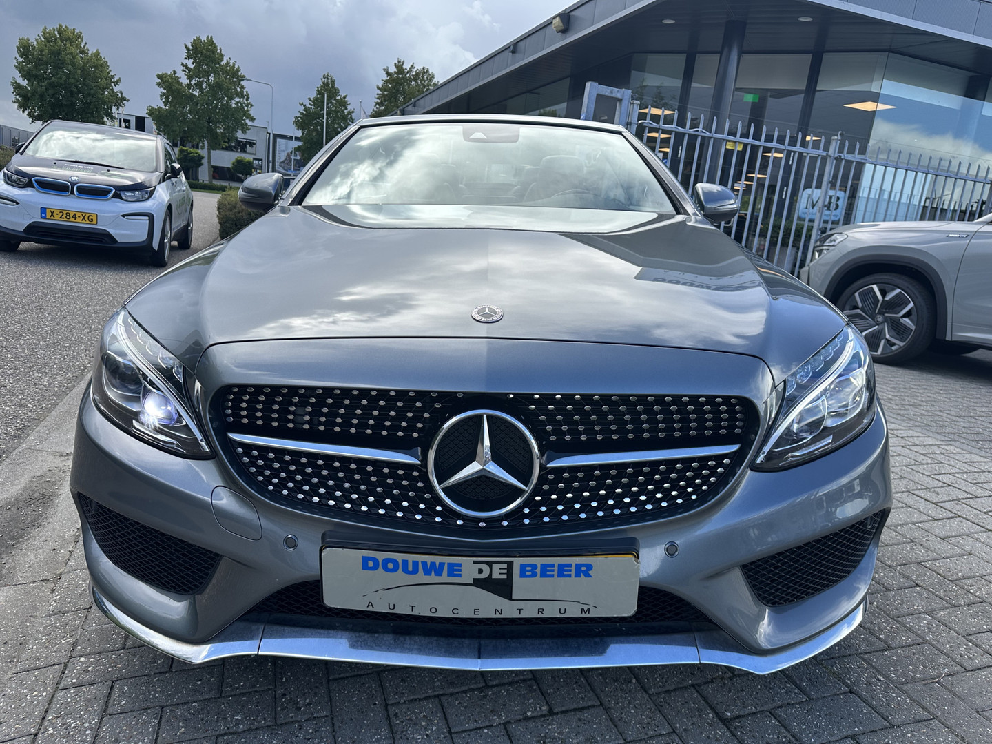 Mercedes-Benz Mercedes-Benz