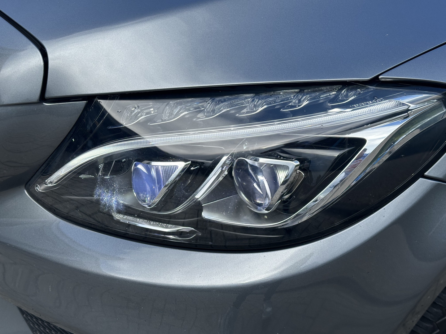 Mercedes-Benz Mercedes-Benz