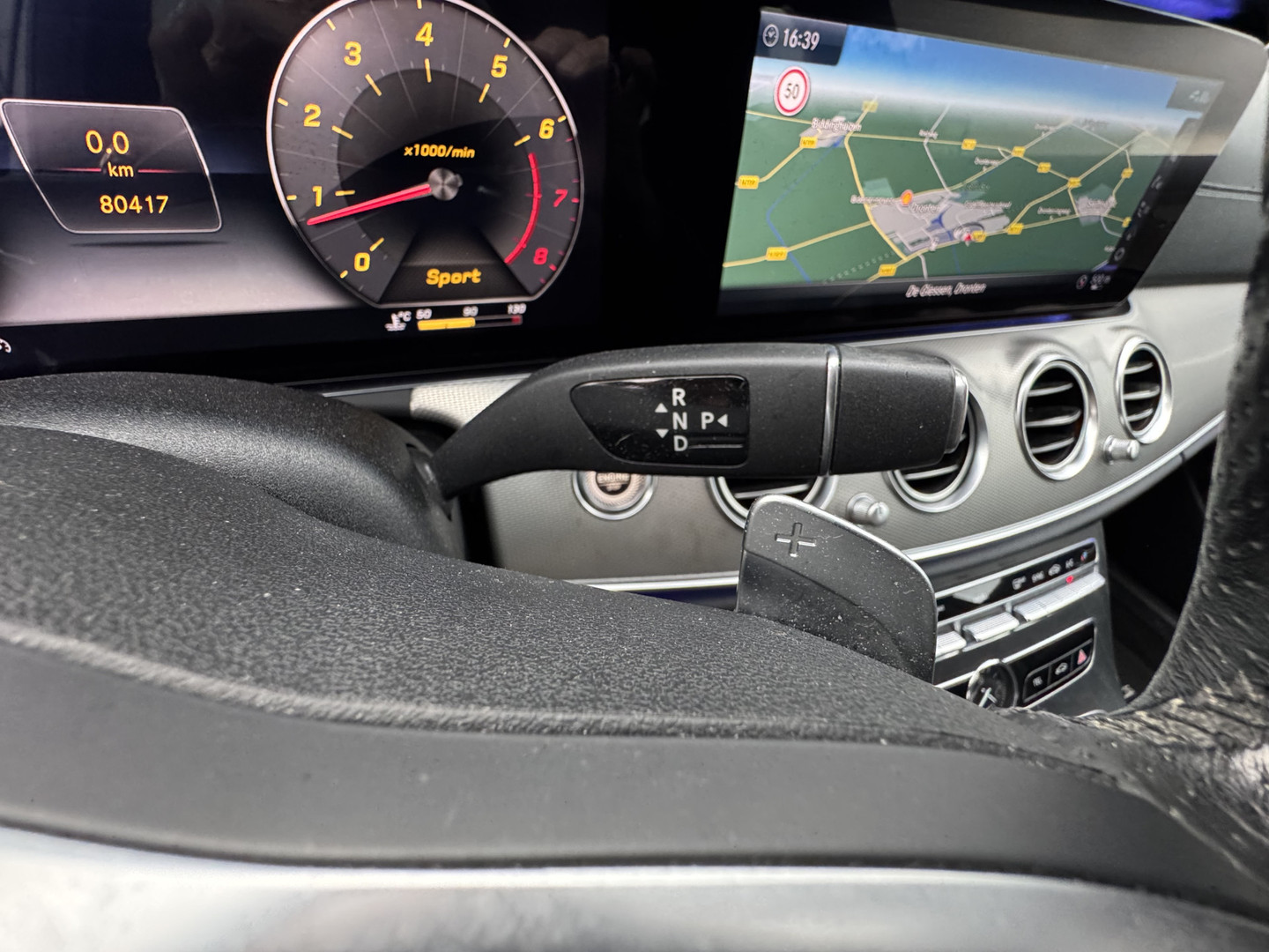 Mercedes-Benz Mercedes-Benz