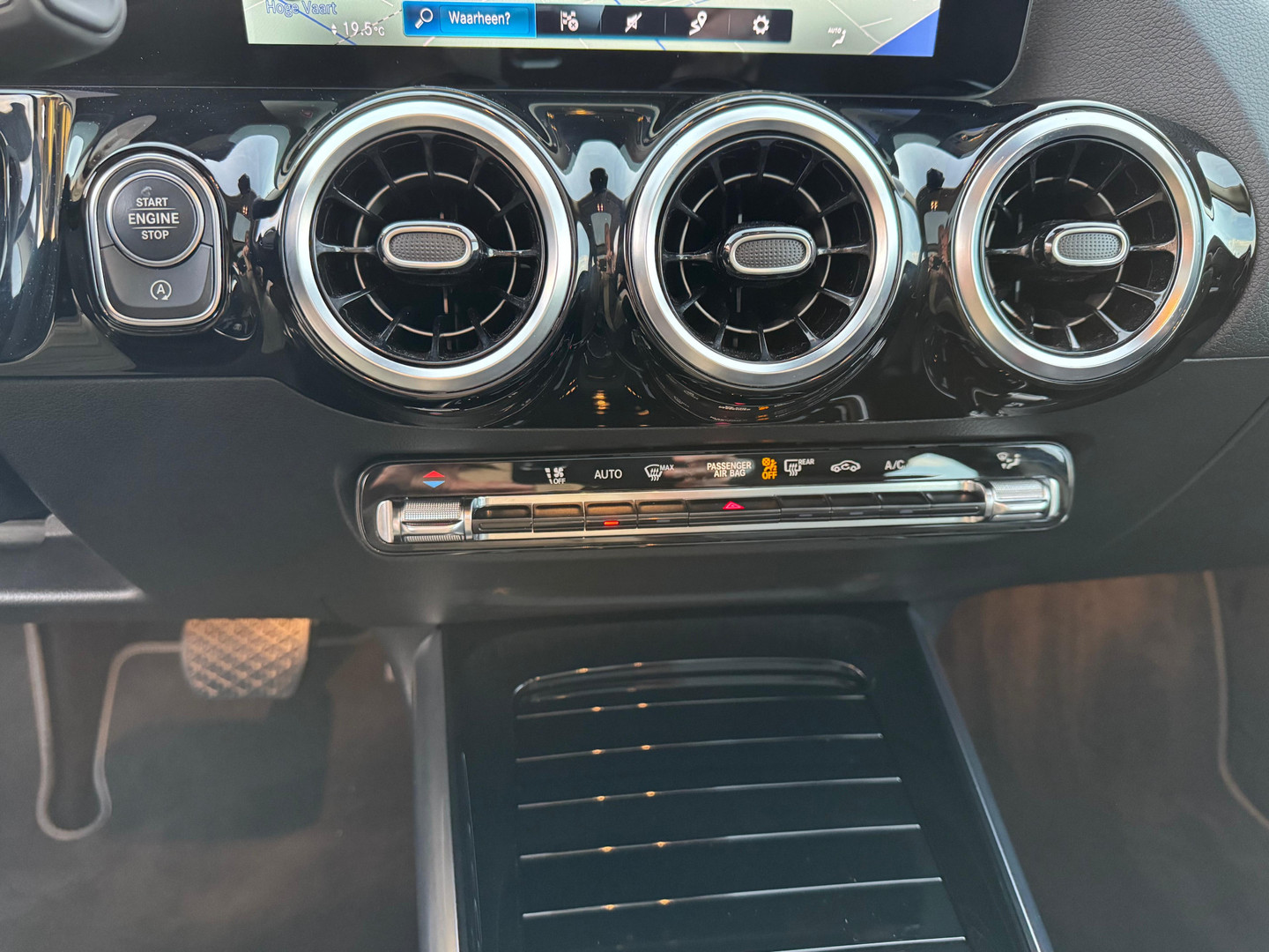 Mercedes-Benz Mercedes-Benz