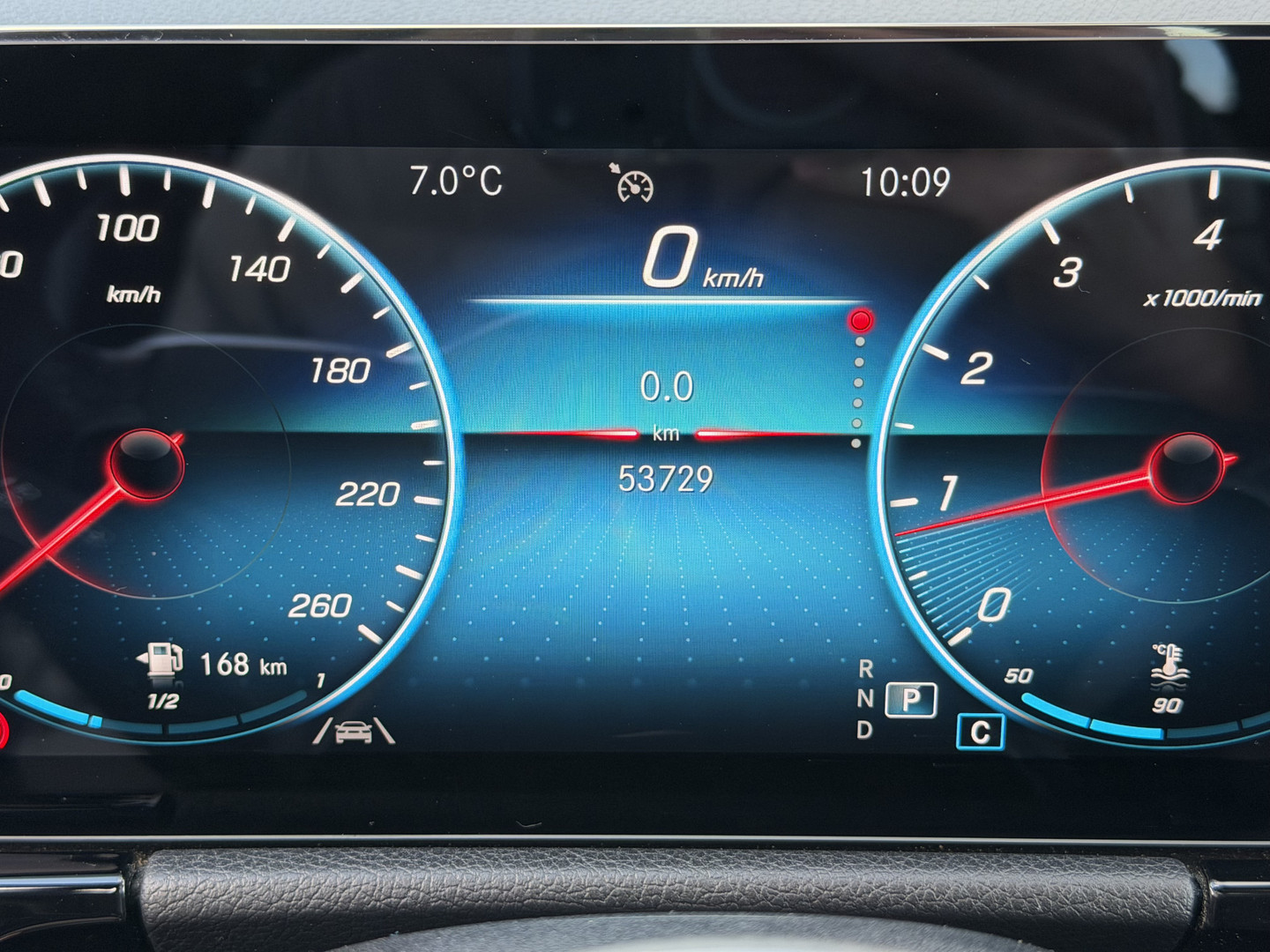 Mercedes-Benz Mercedes-Benz