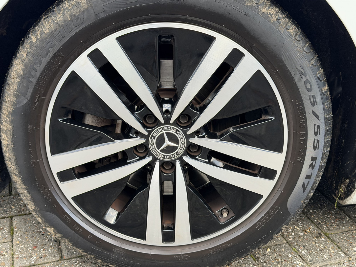 Mercedes-Benz Mercedes-Benz