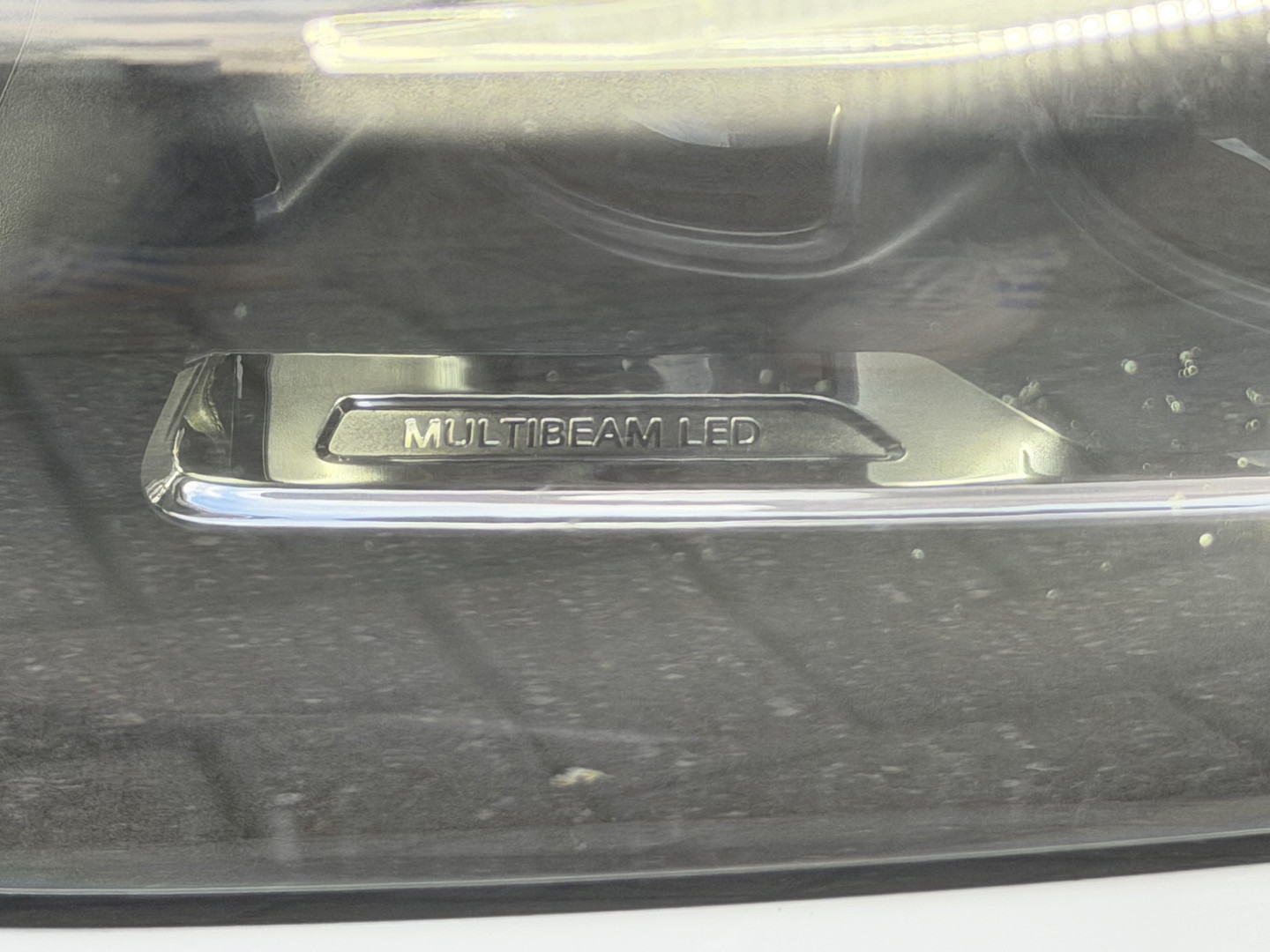 Mercedes-Benz Mercedes-Benz