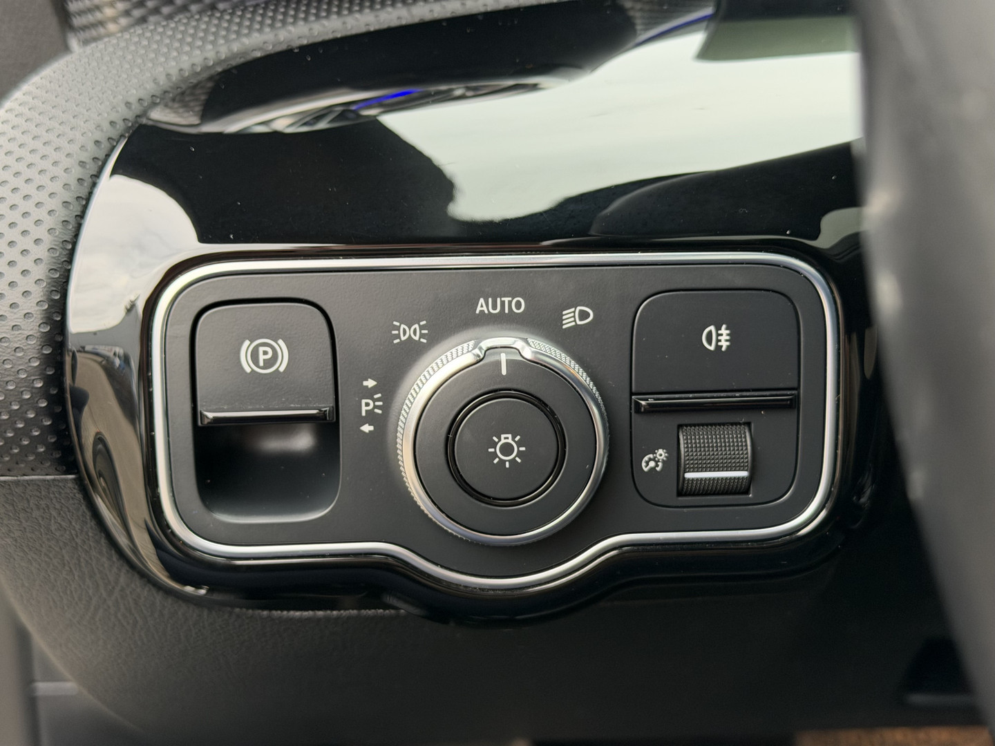 Mercedes-Benz Mercedes-Benz