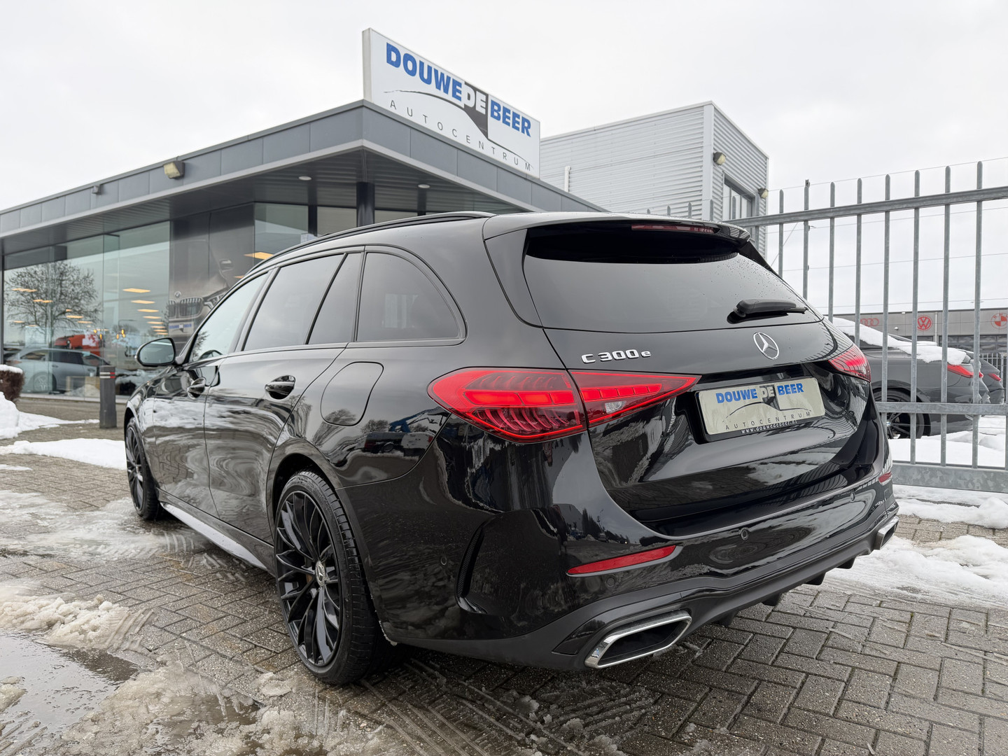 Mercedes-Benz Mercedes-Benz