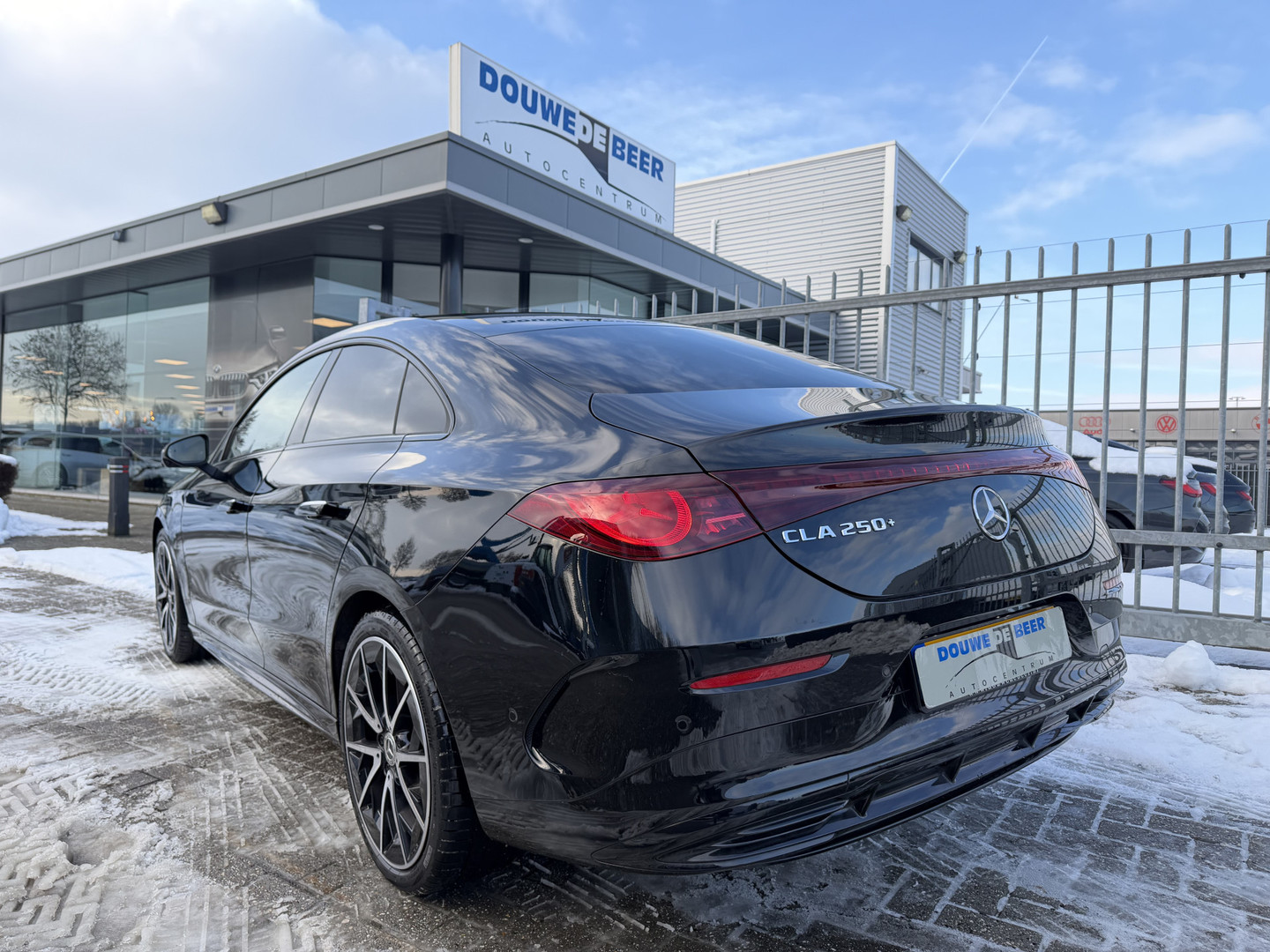 Mercedes-Benz Mercedes-Benz