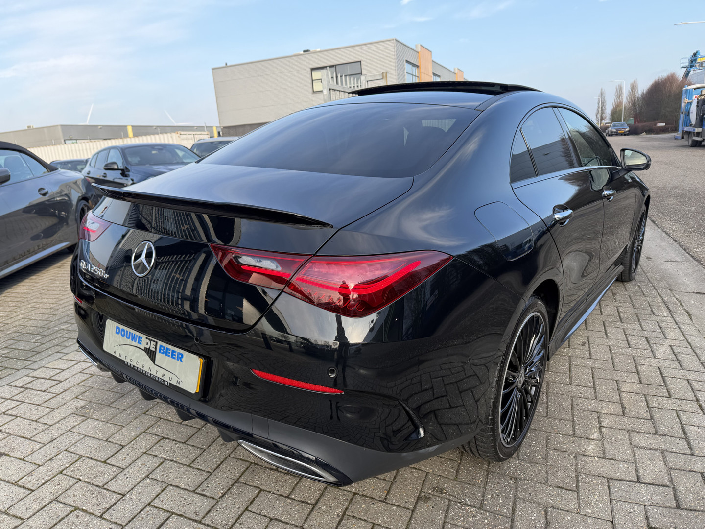 Mercedes-Benz Mercedes-Benz