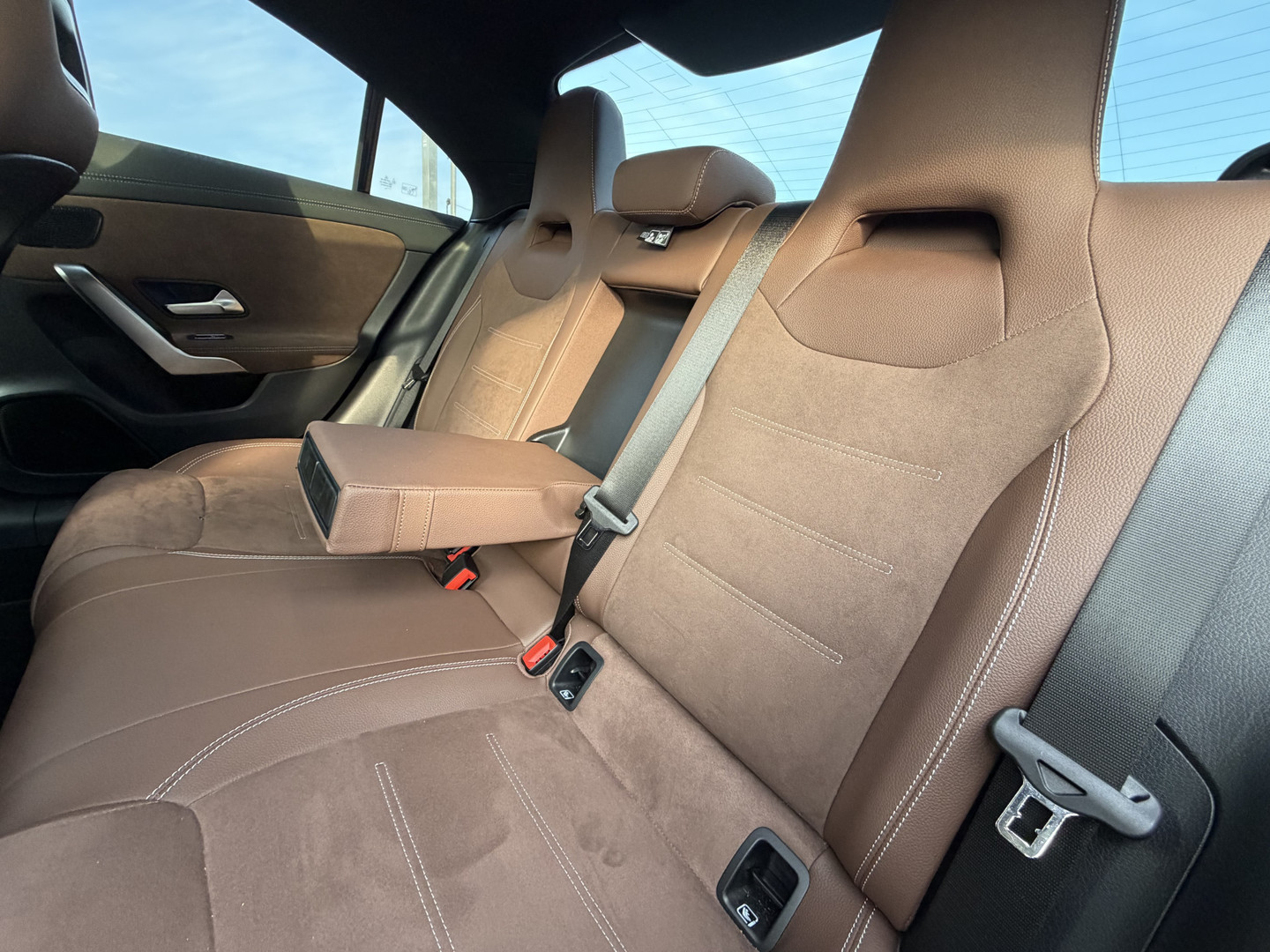 Mercedes-Benz Mercedes-Benz