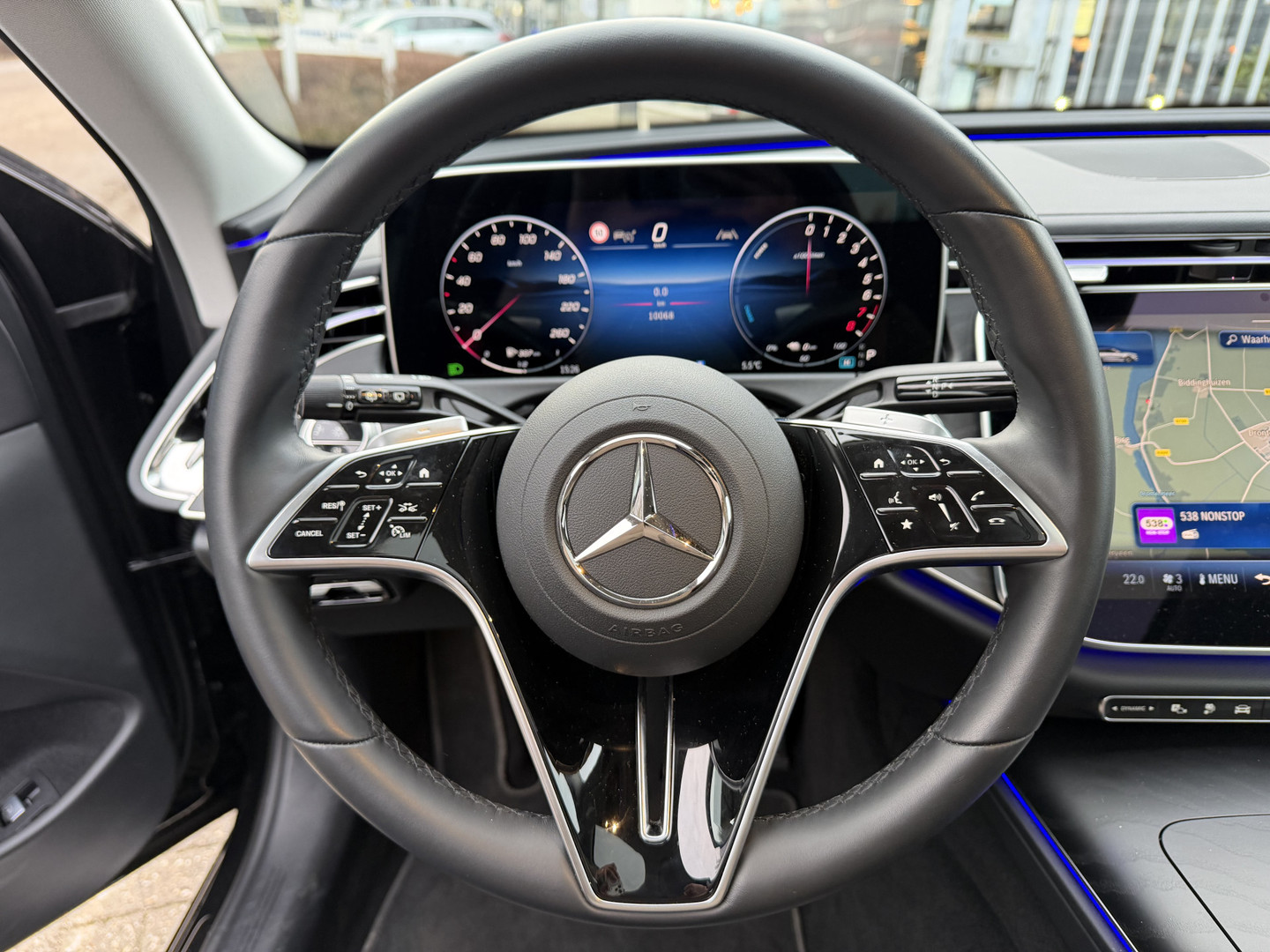 Mercedes-Benz Mercedes-Benz