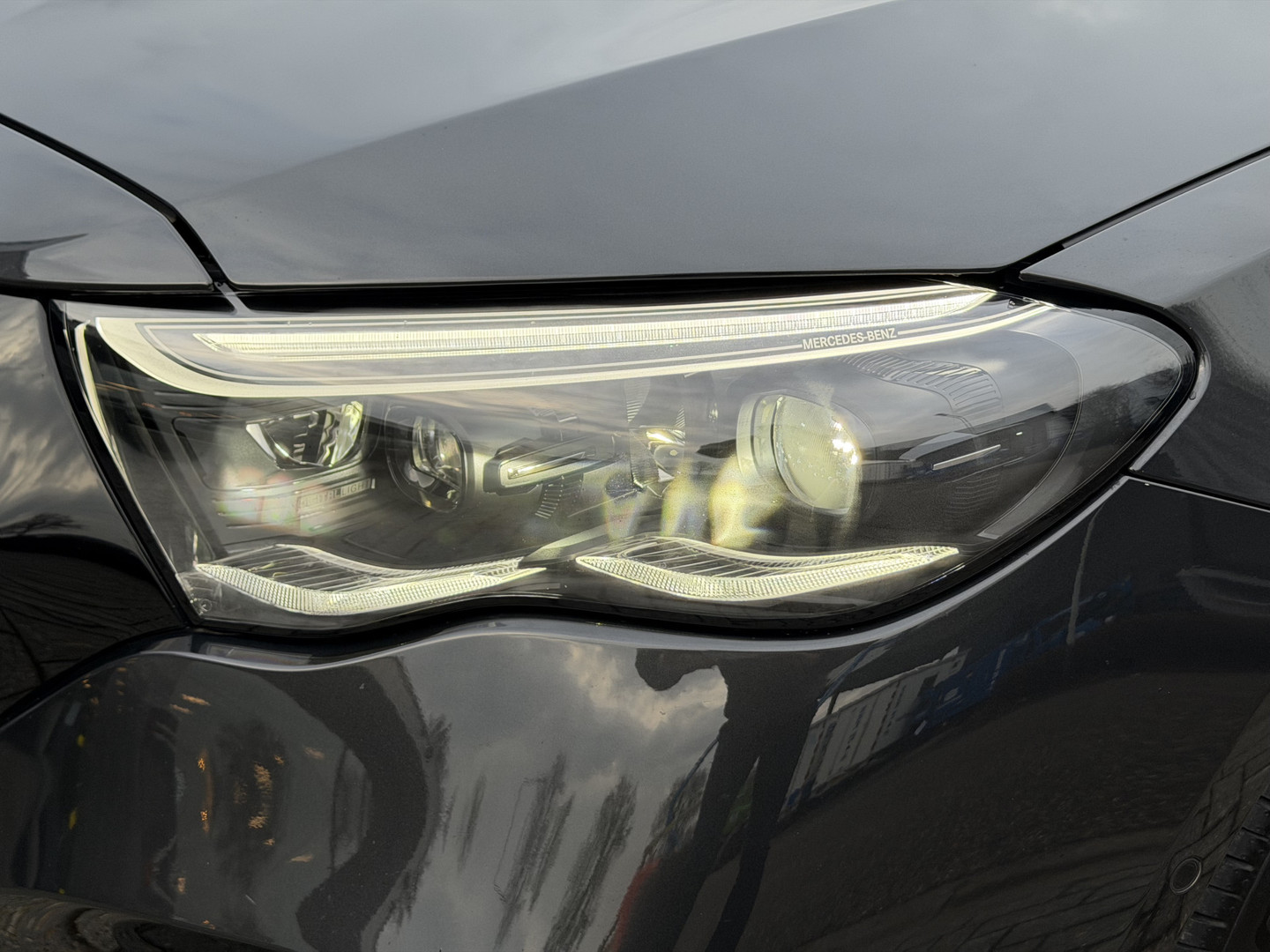 Mercedes-Benz Mercedes-Benz