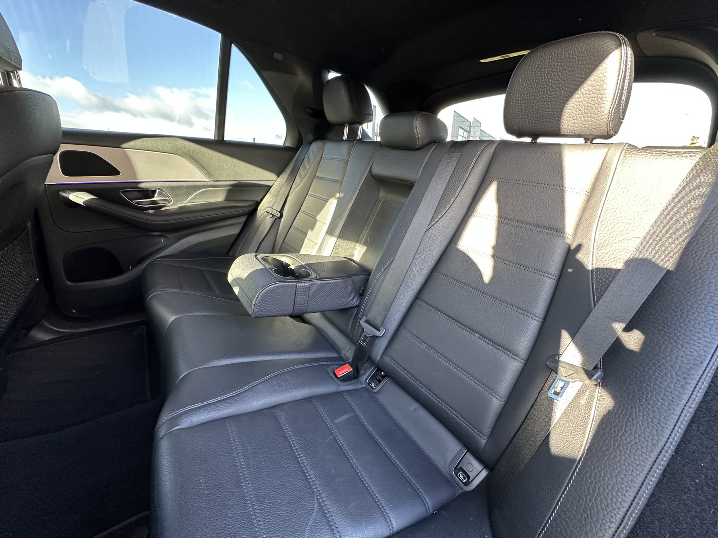 Mercedes-Benz Mercedes-Benz