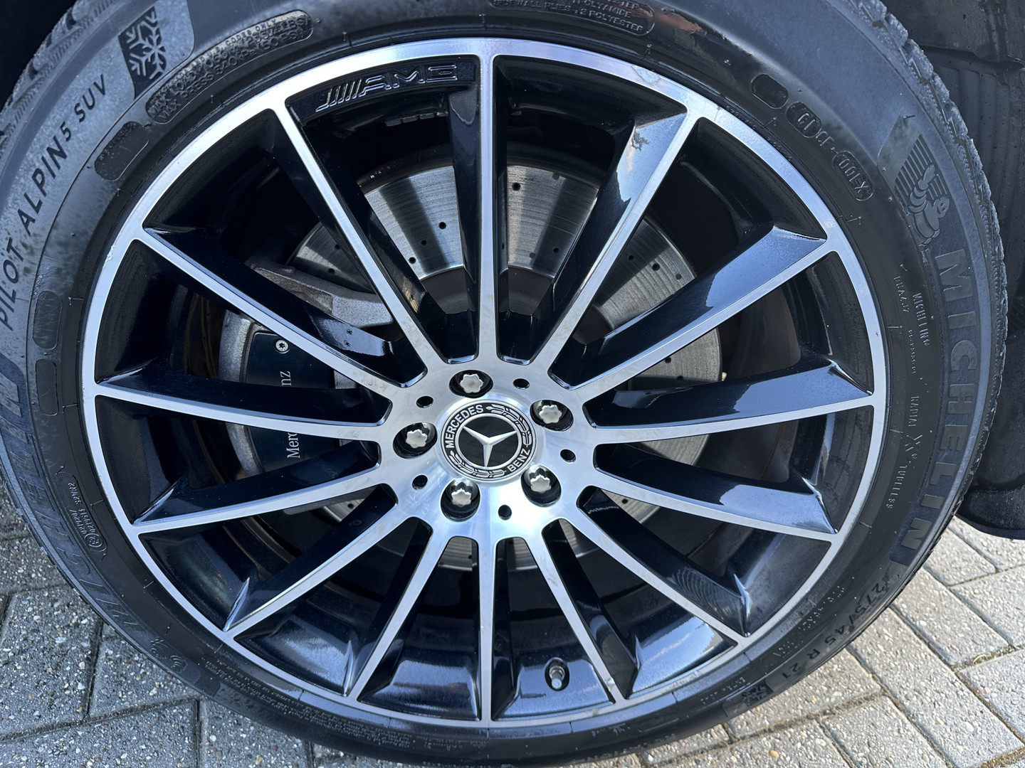 Mercedes-Benz Mercedes-Benz