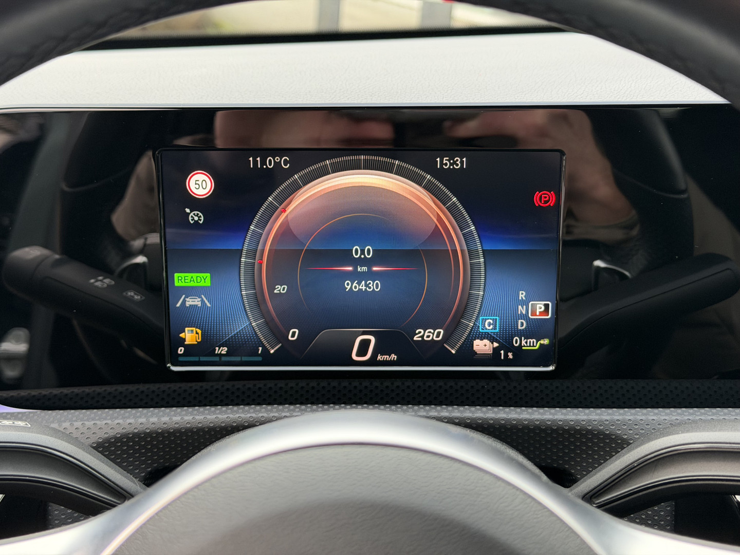 Mercedes-Benz Mercedes-Benz