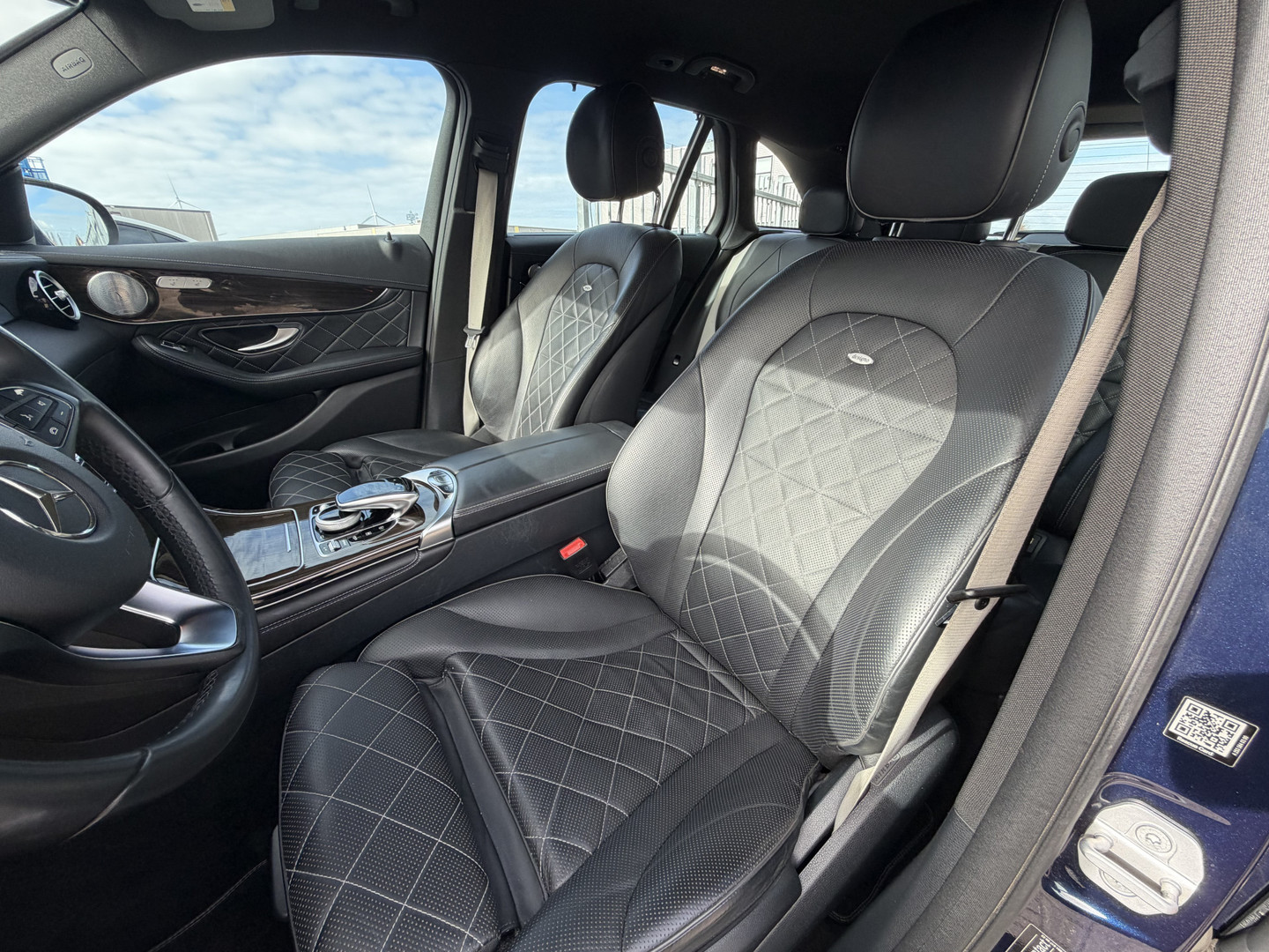 Mercedes-Benz Mercedes-Benz