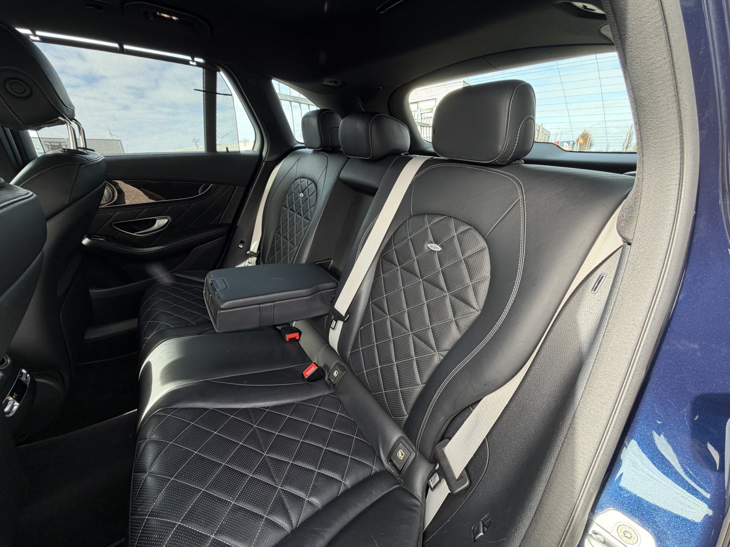 Mercedes-Benz Mercedes-Benz