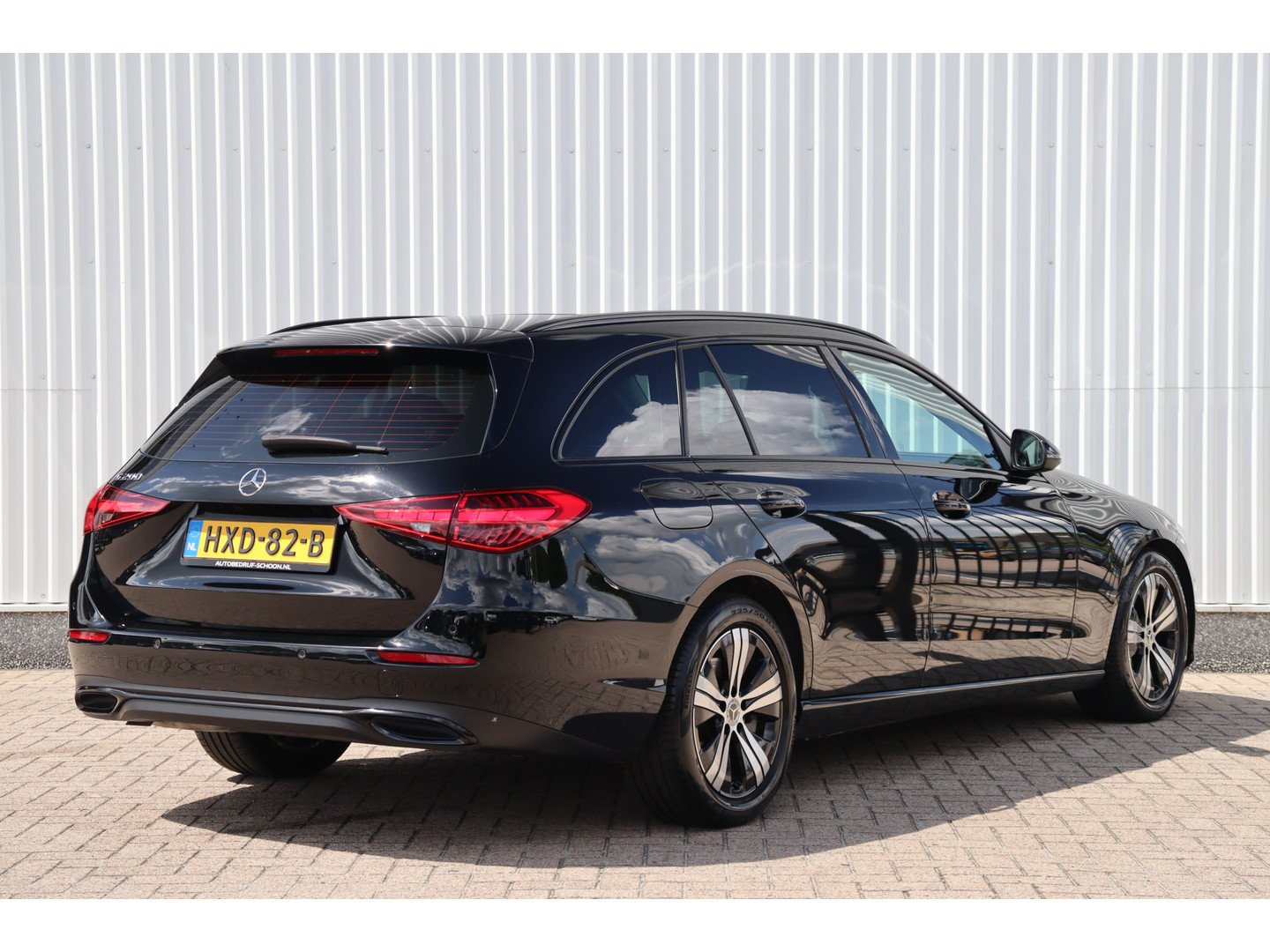 Mercedes-Benz Mercedes-Benz