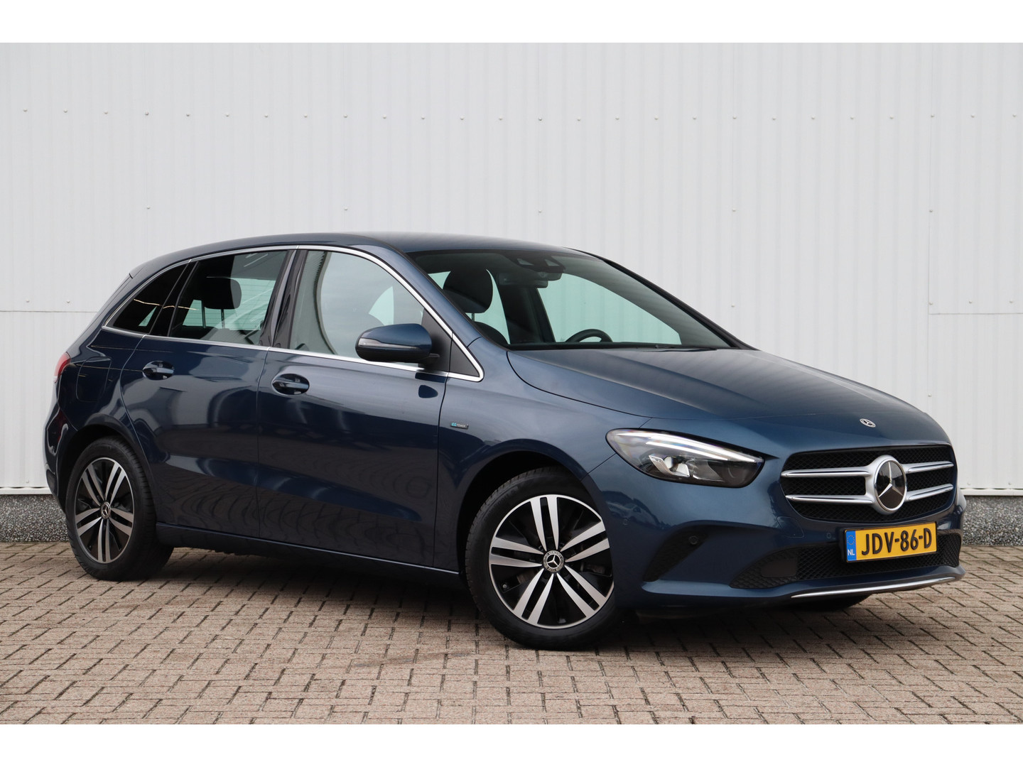 Mercedes-Benz Mercedes-Benz