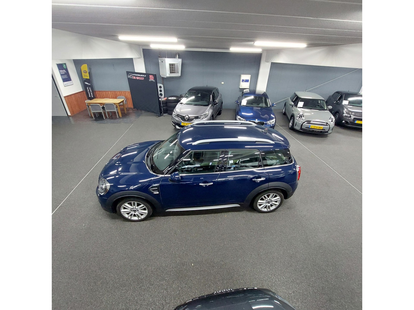 MINI MINI