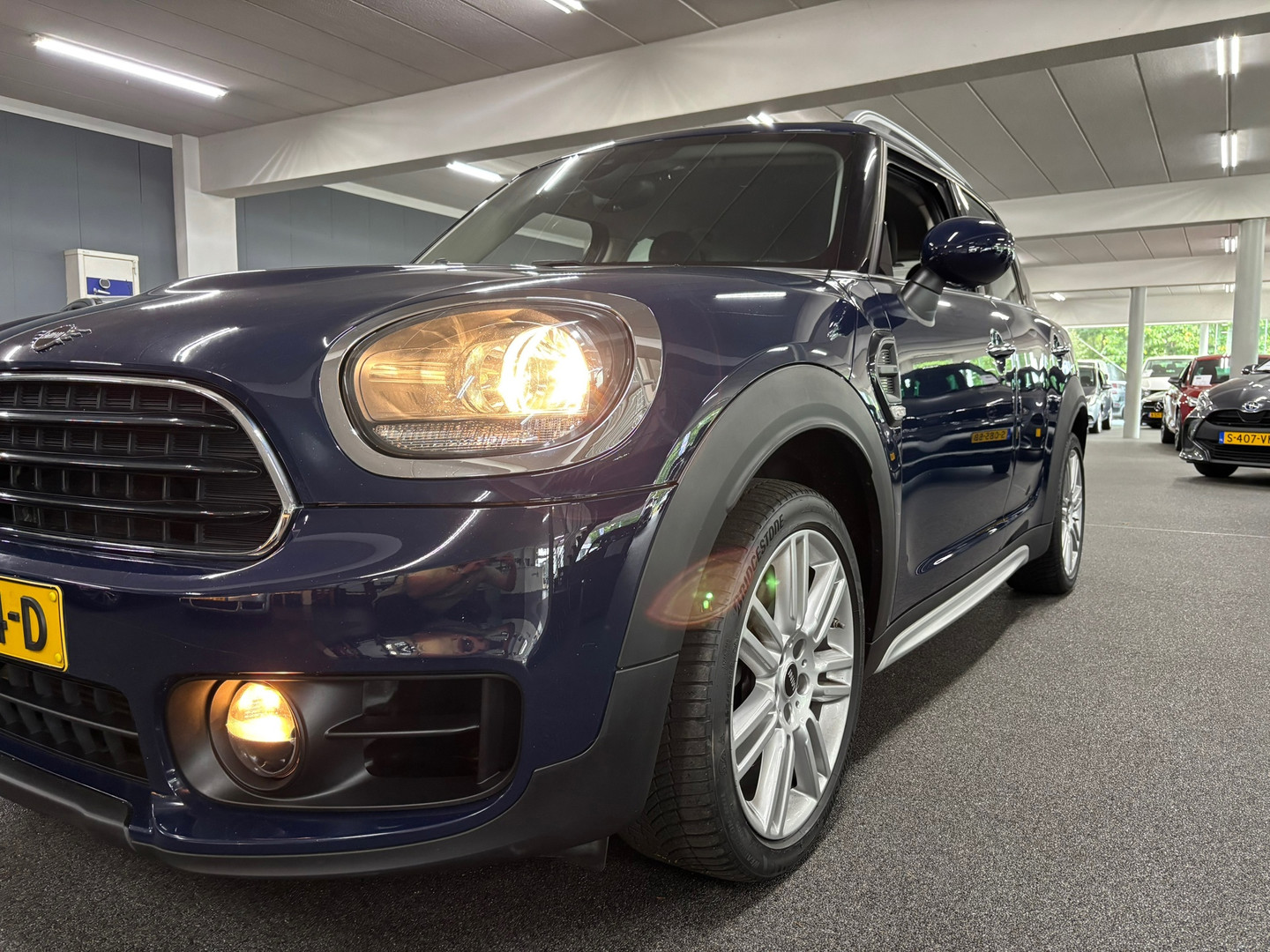 MINI MINI