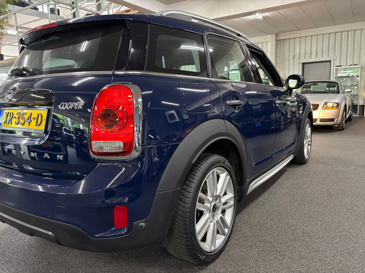 MINI MINI