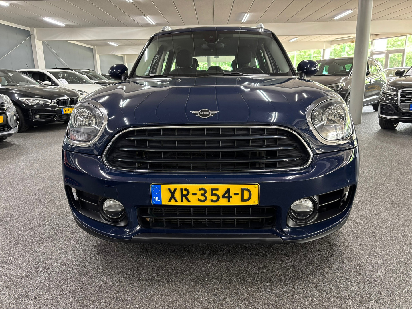MINI MINI