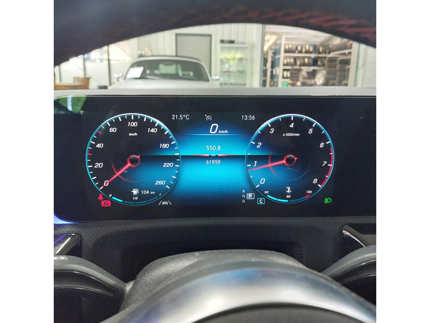 Mercedes-Benz Mercedes-Benz