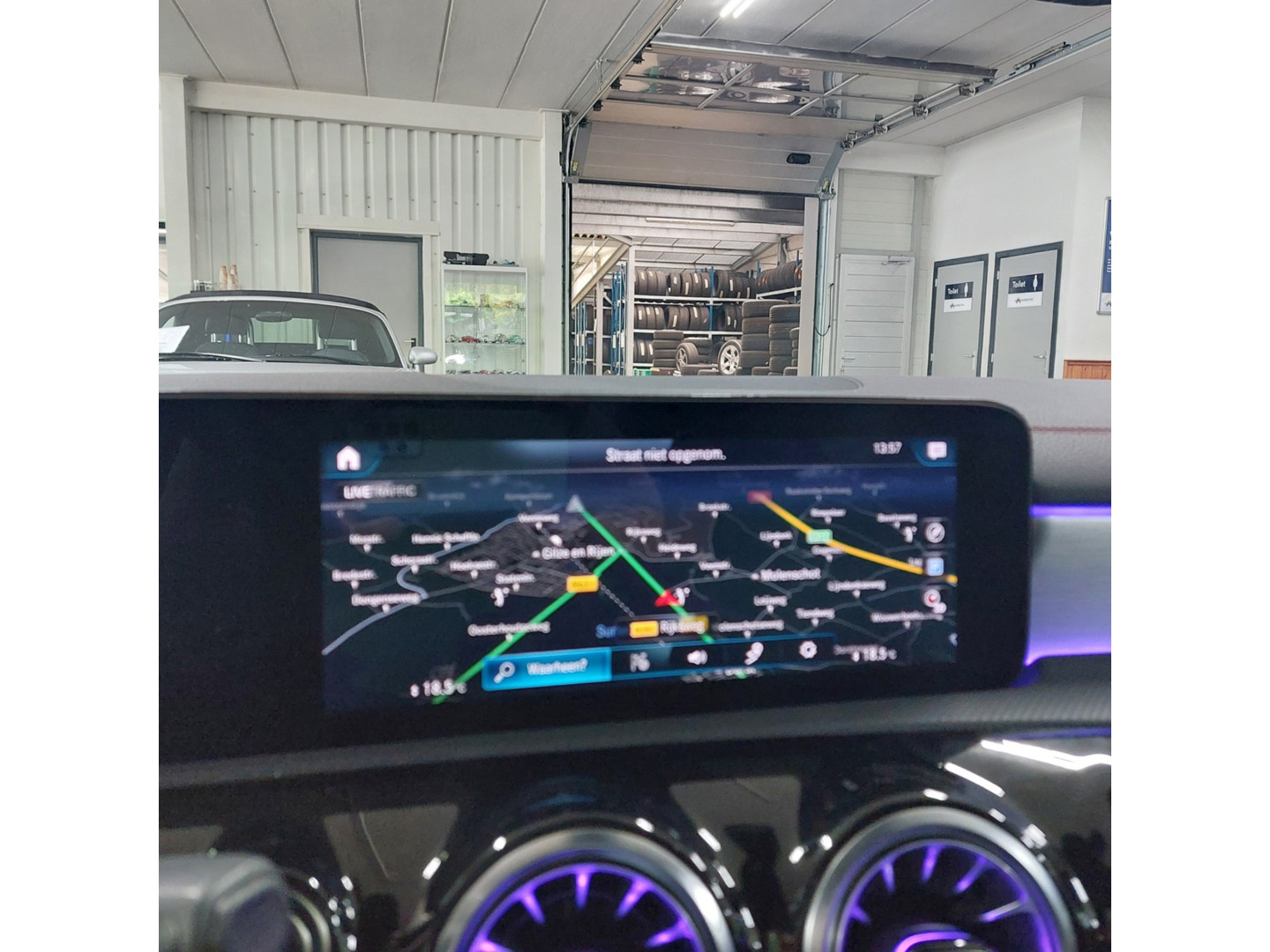 Mercedes-Benz Mercedes-Benz