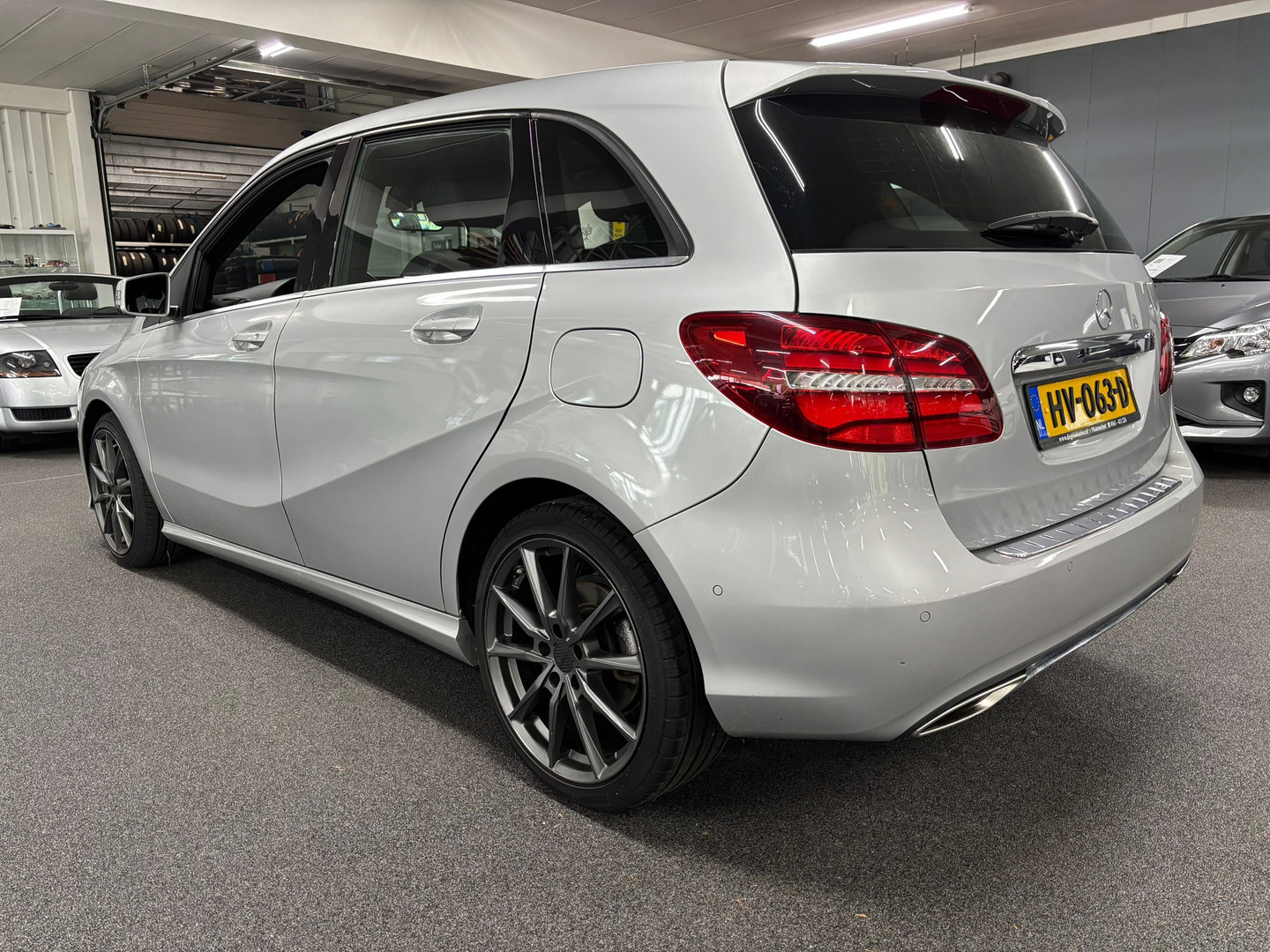 Mercedes-Benz Mercedes-Benz