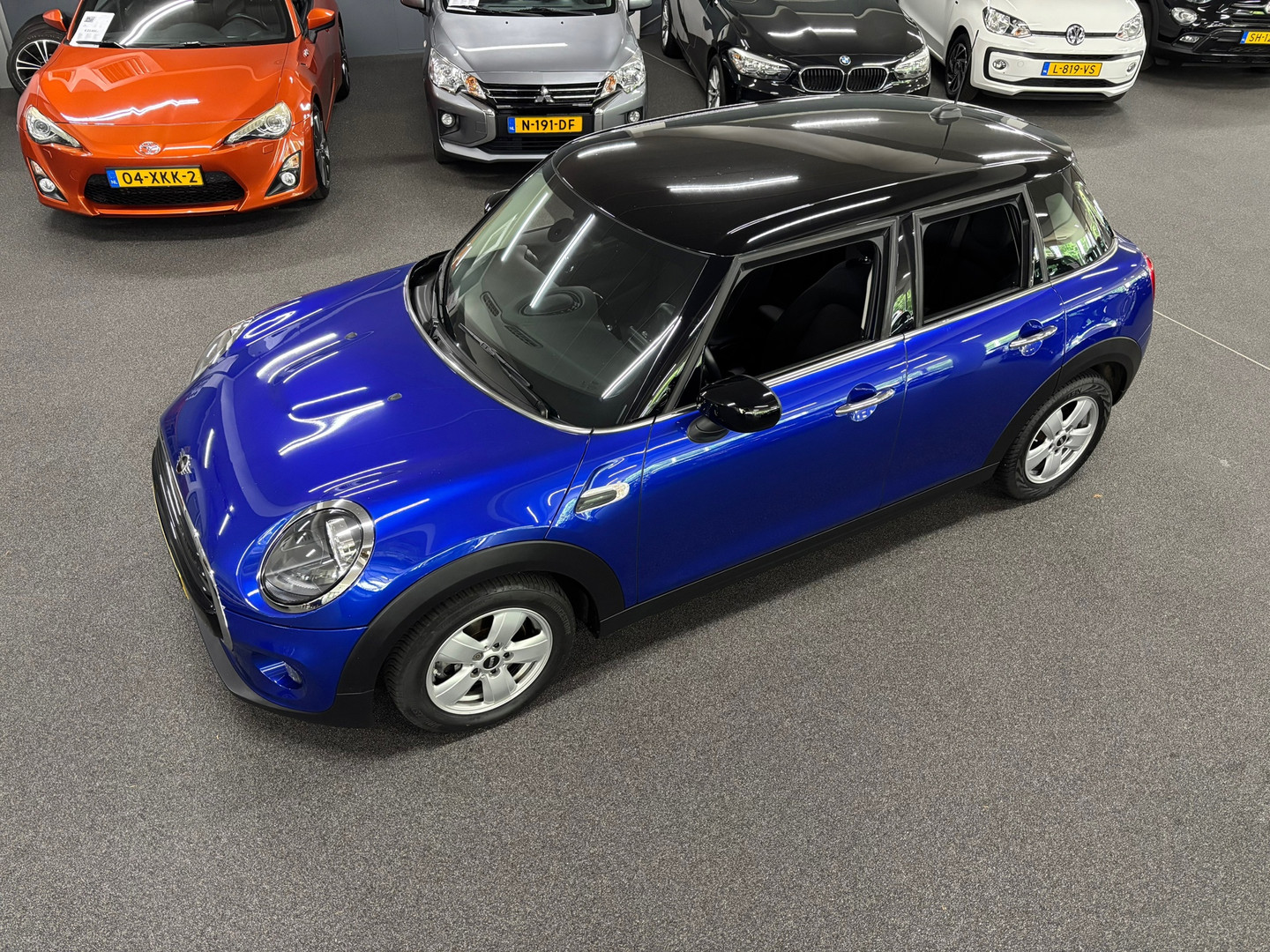 MINI