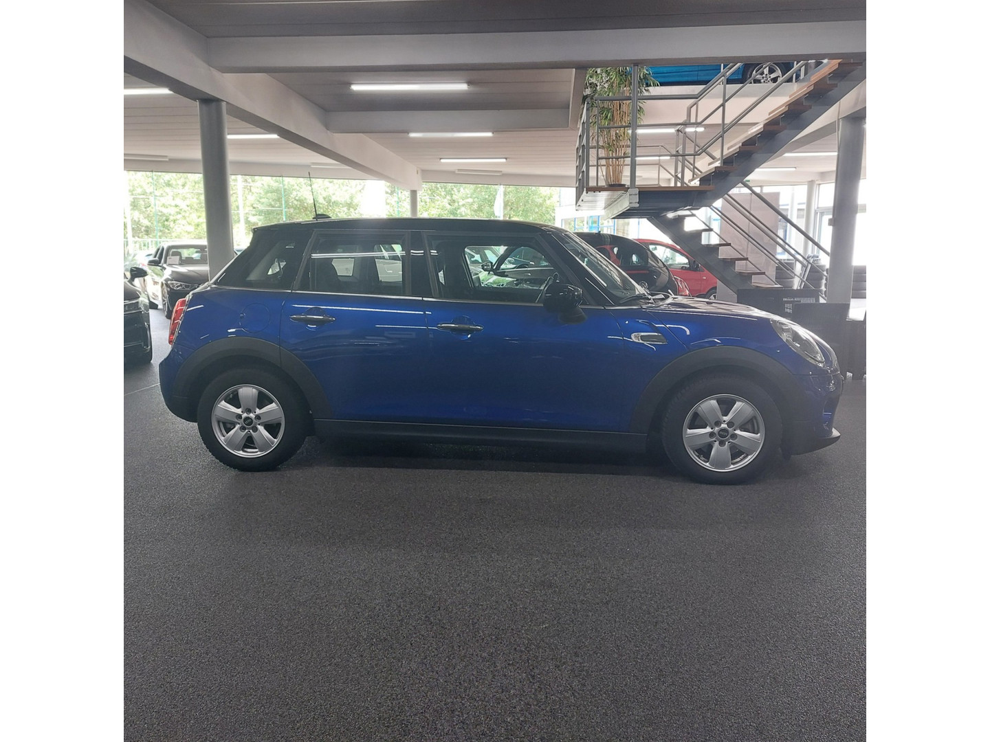 MINI